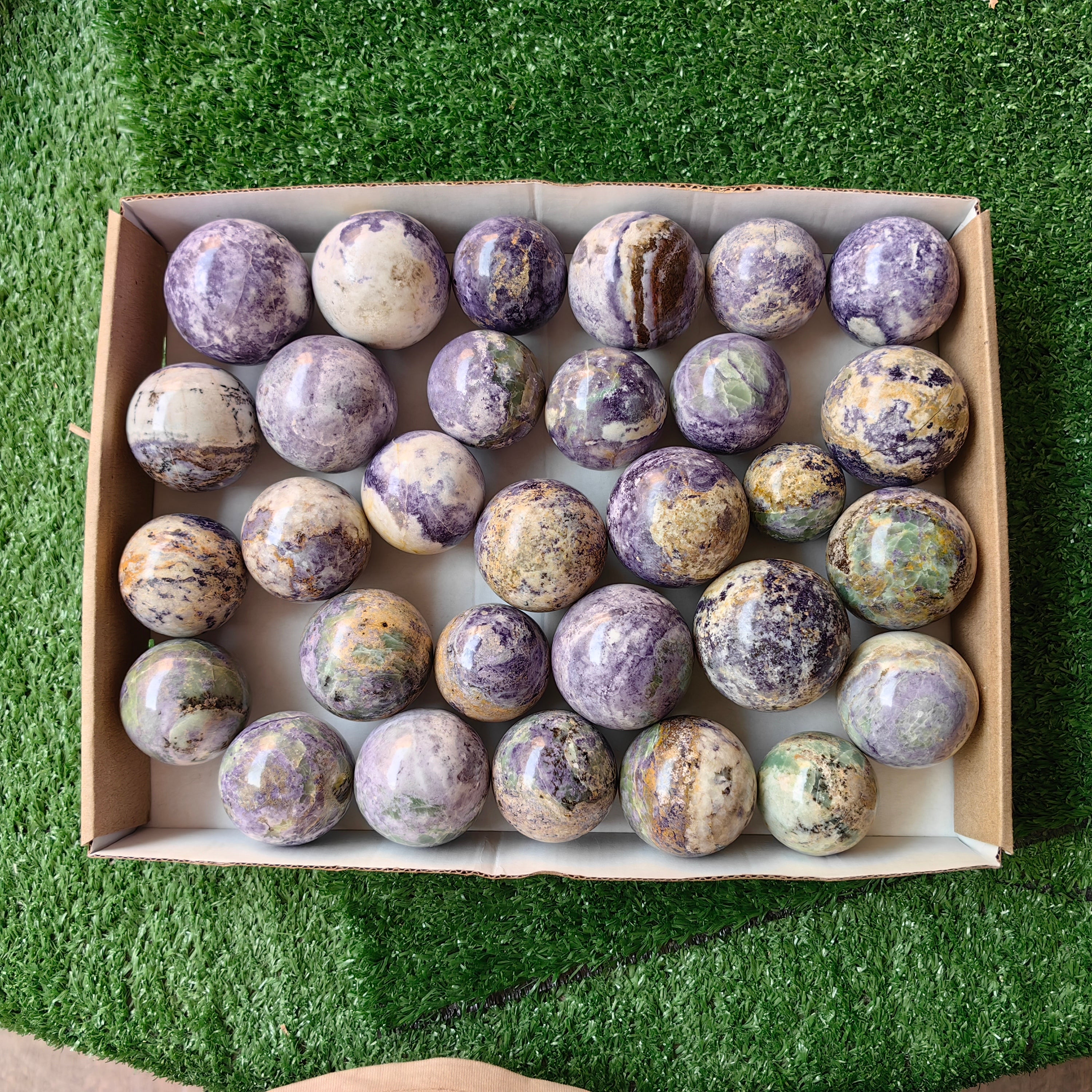30 pc bolivianite spheres