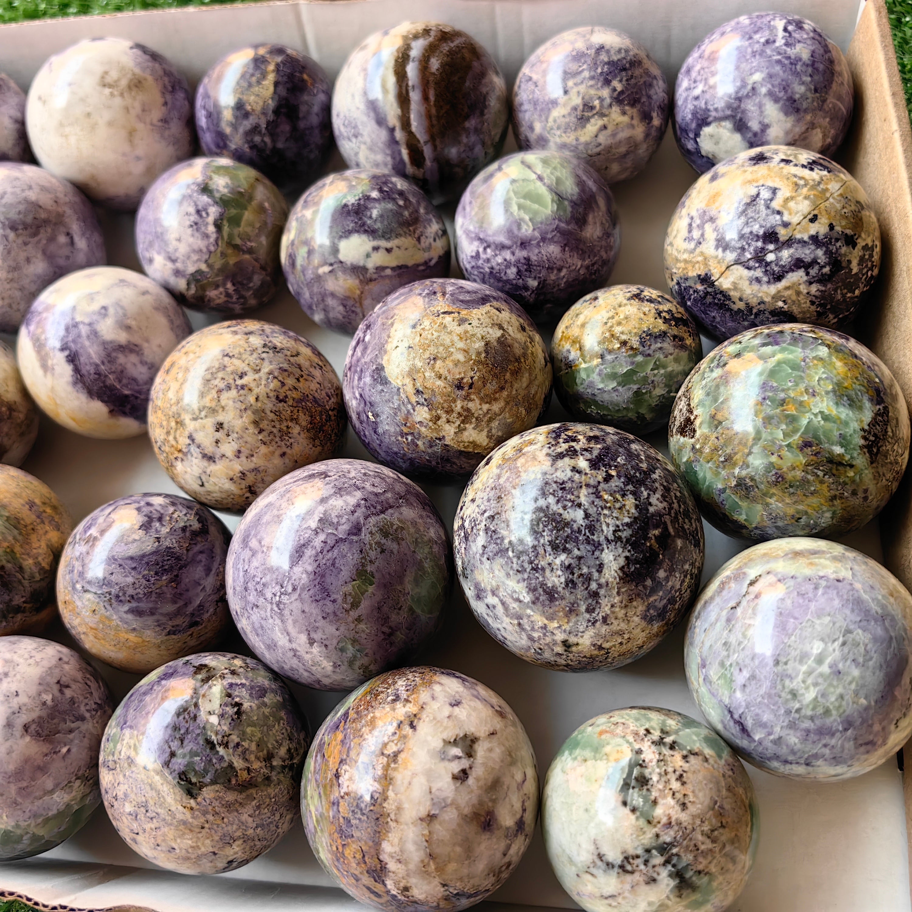 30 pc bolivianite spheres