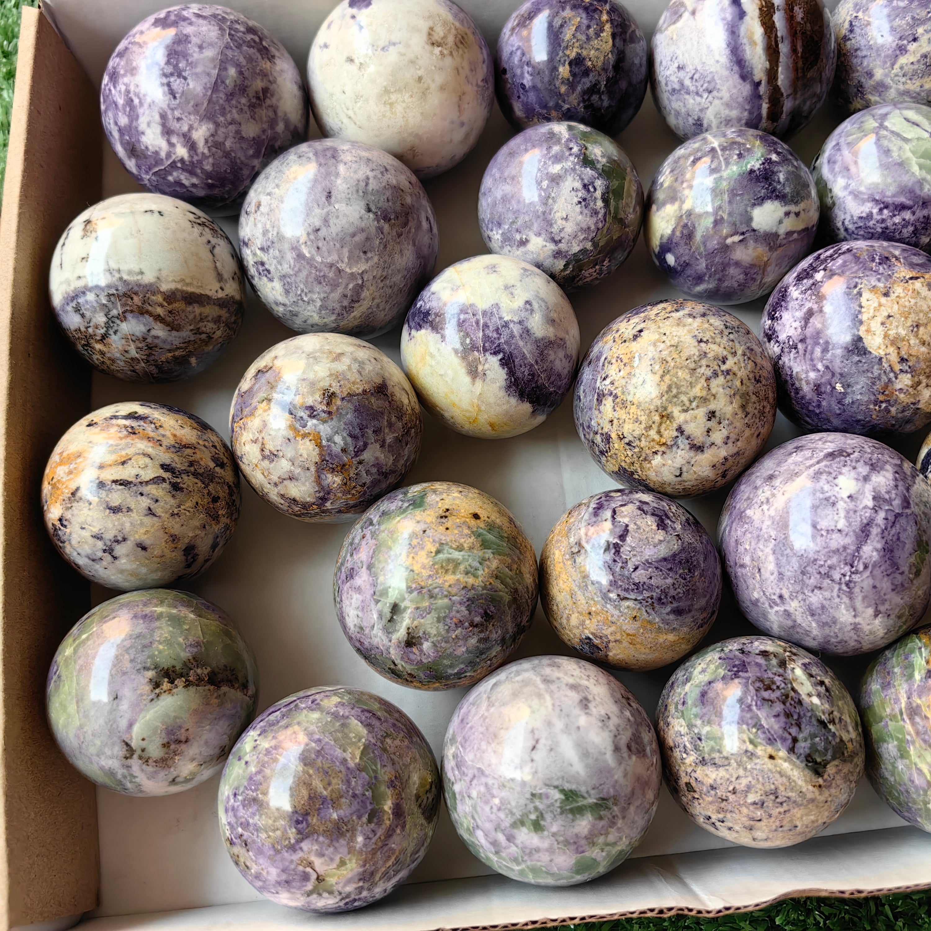 30 pc bolivianite spheres