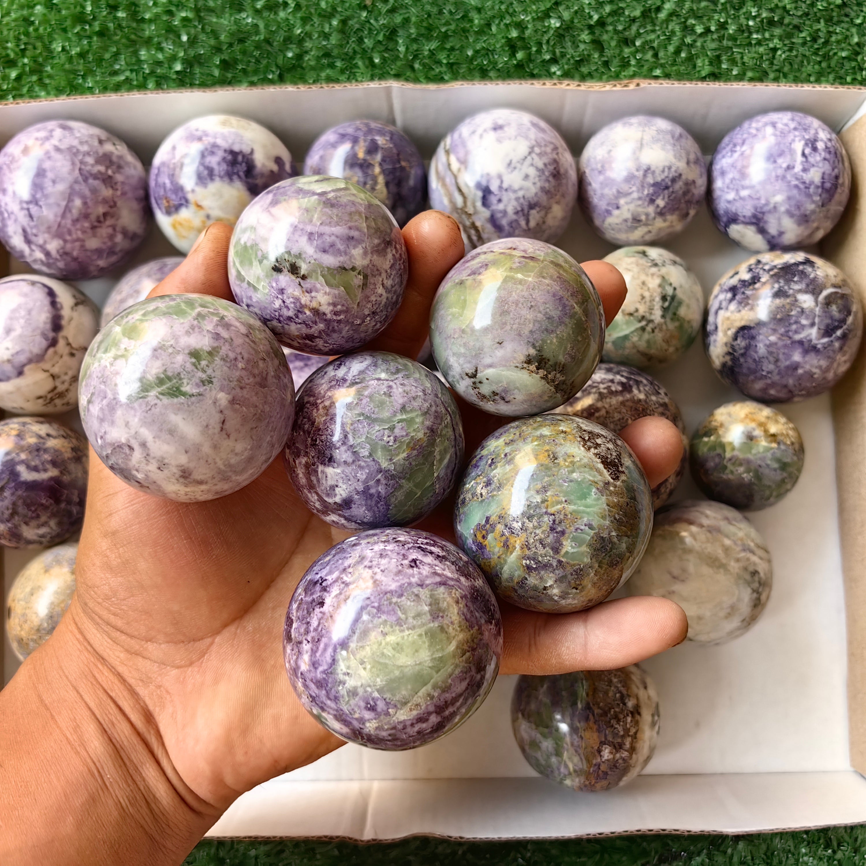30 pc bolivianite spheres