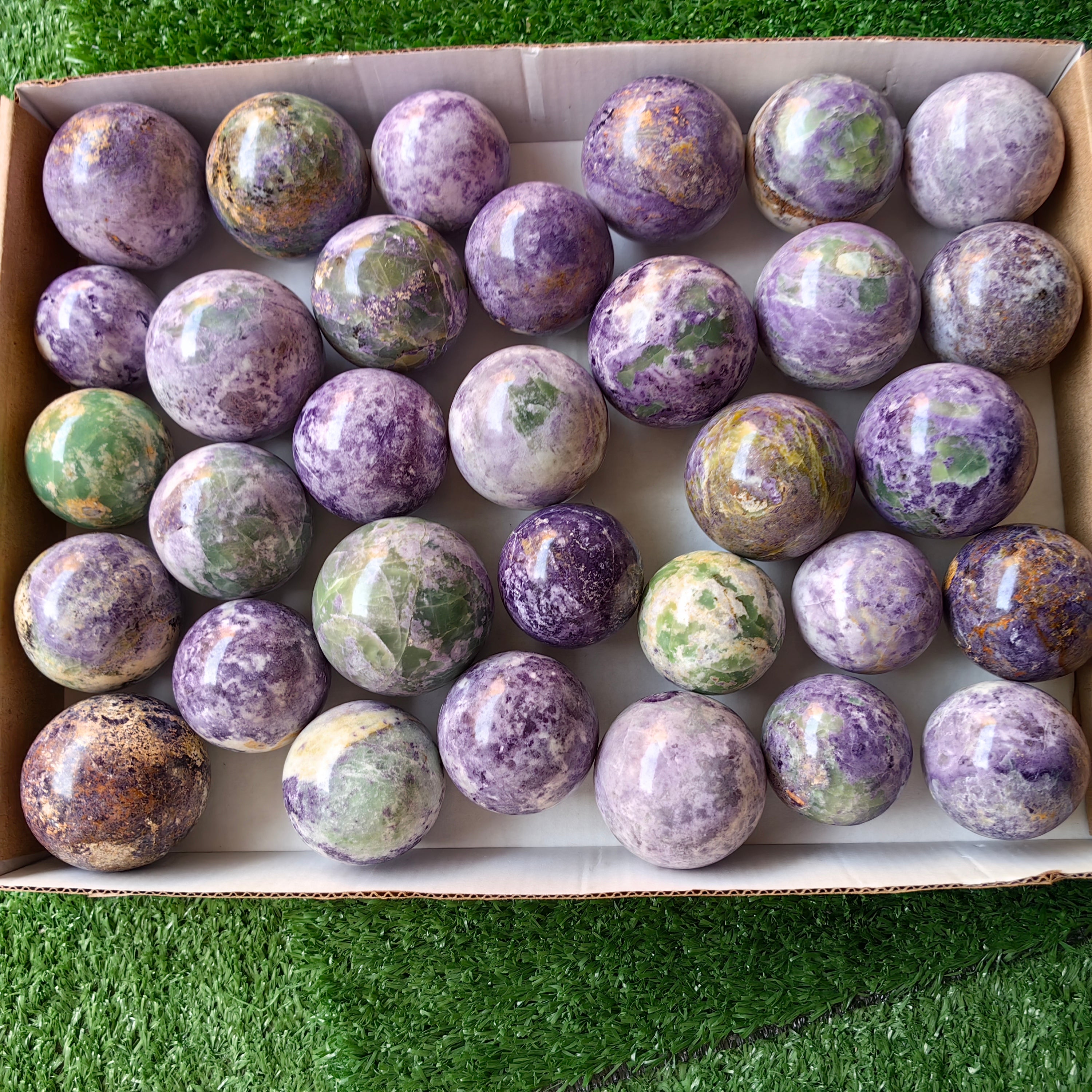 32 pc bolivianite spheres