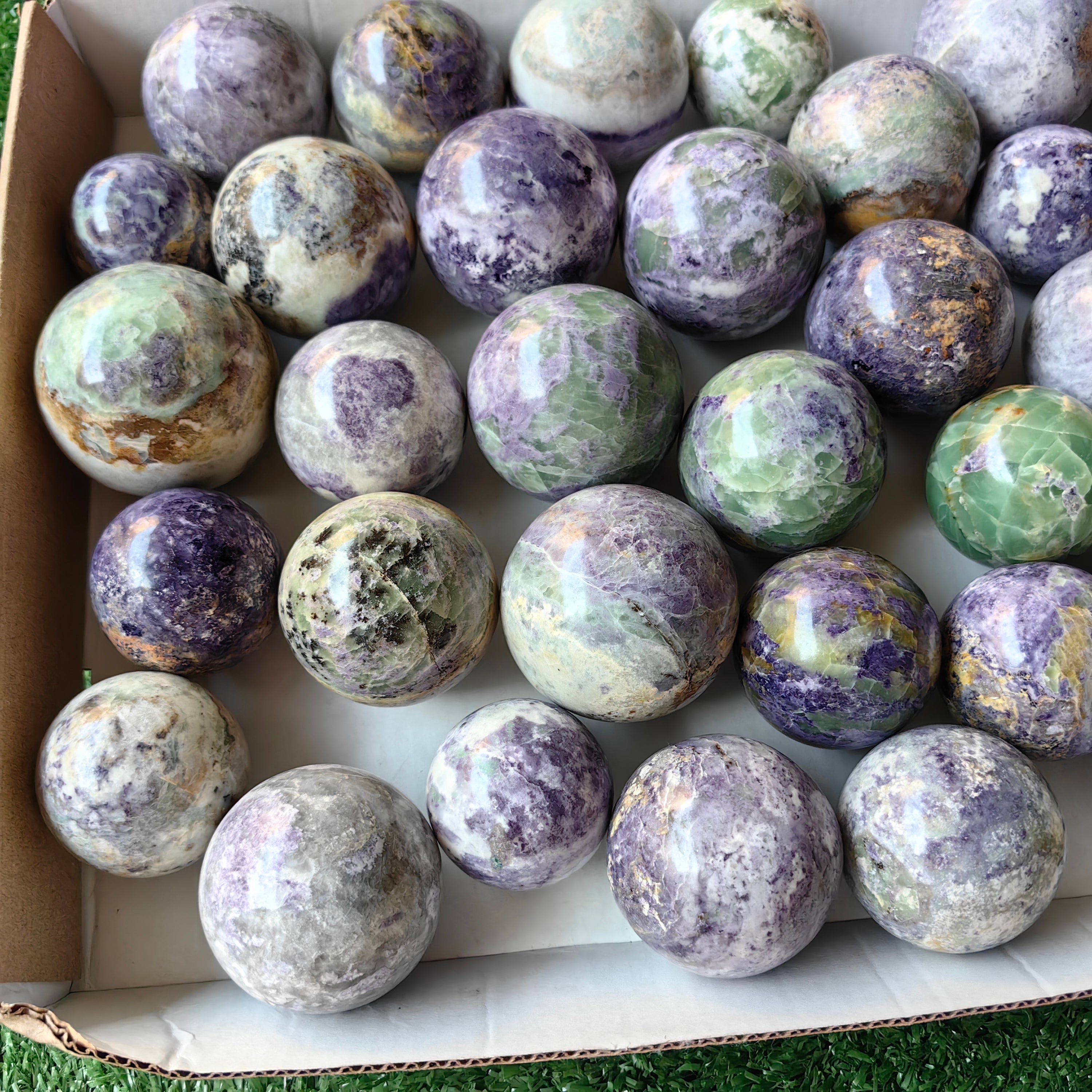 35 pc bolivianite spheres