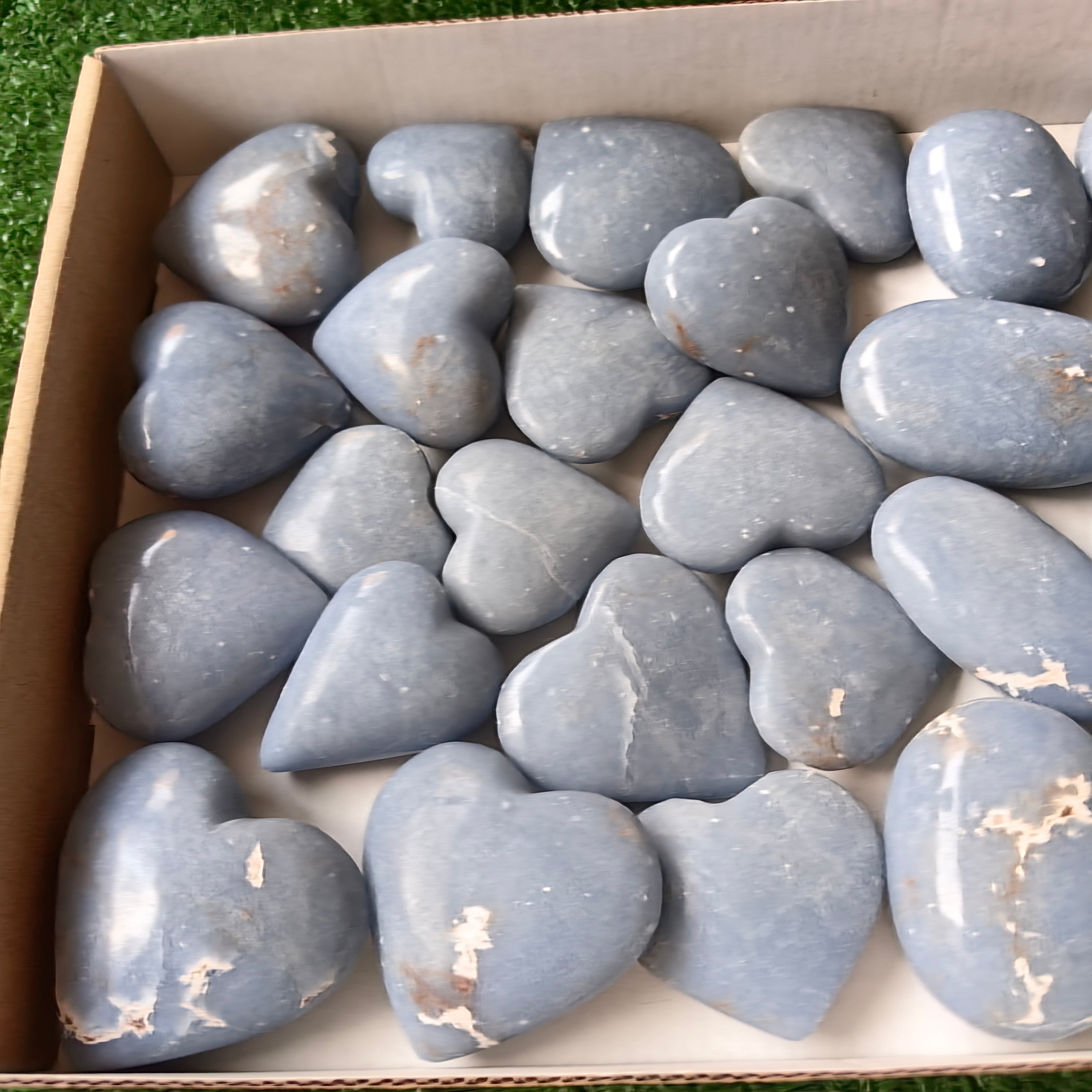 28 pc blue angelite palms & hearts