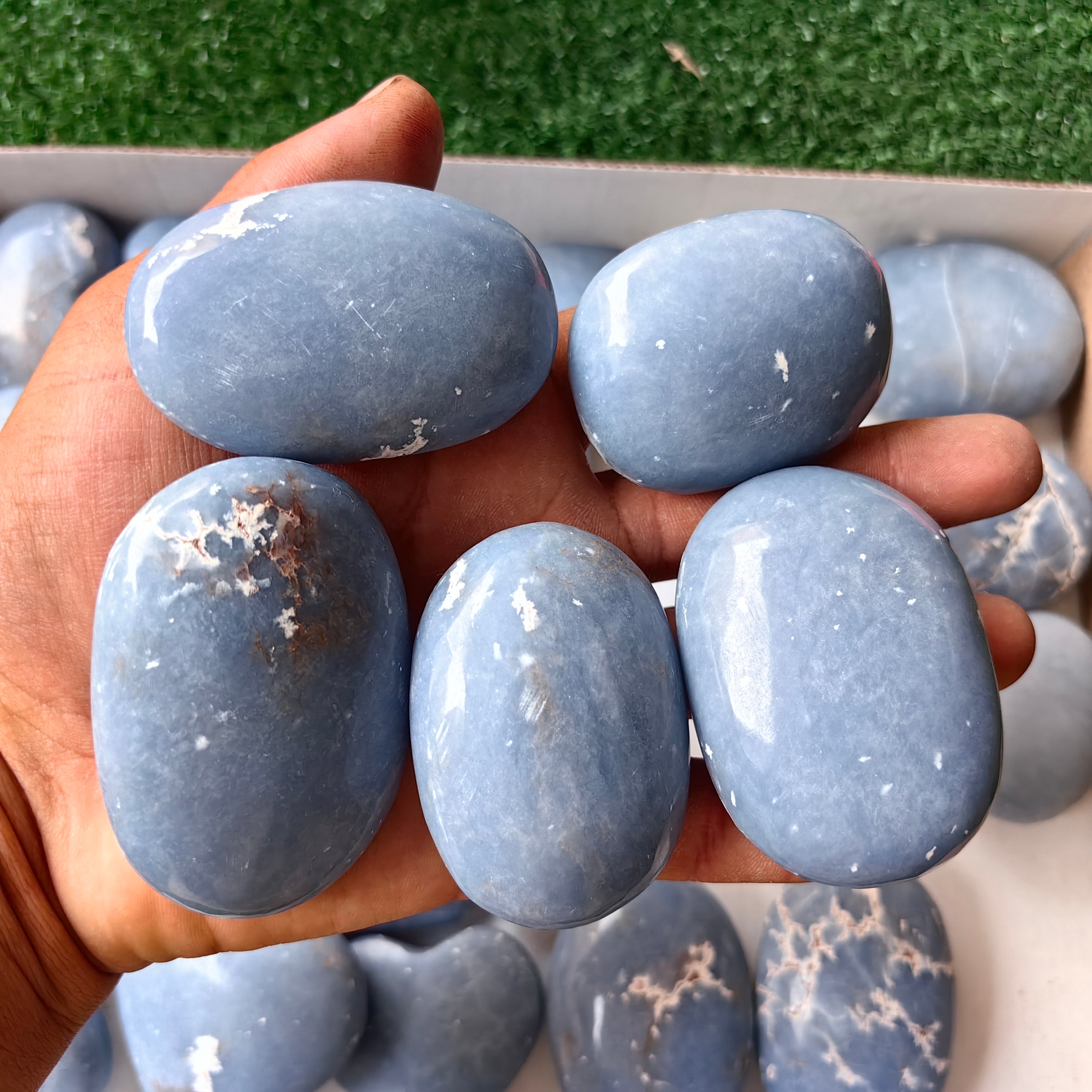28 pc blue angelite palms & hearts