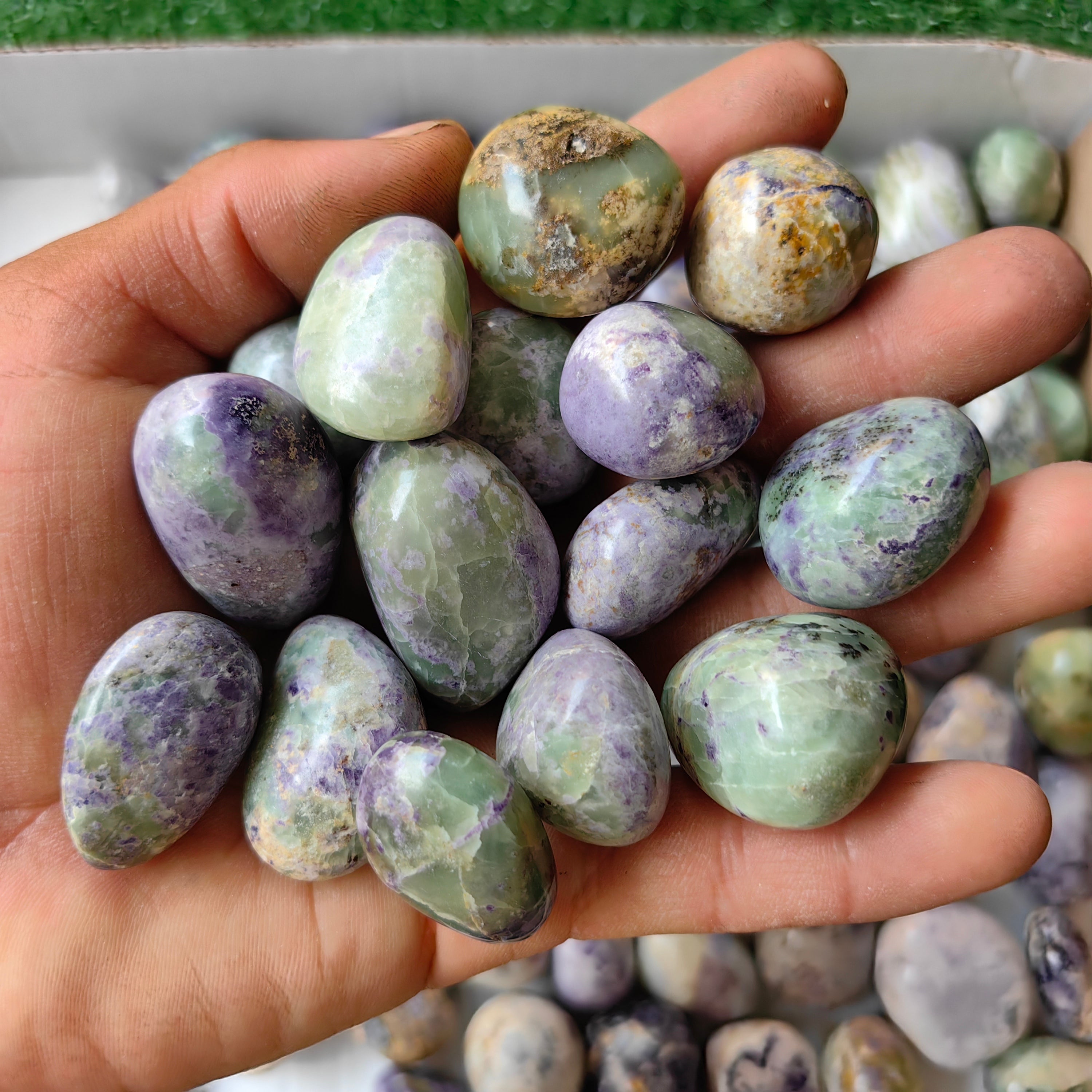 2 kg bolivianite tumbled
