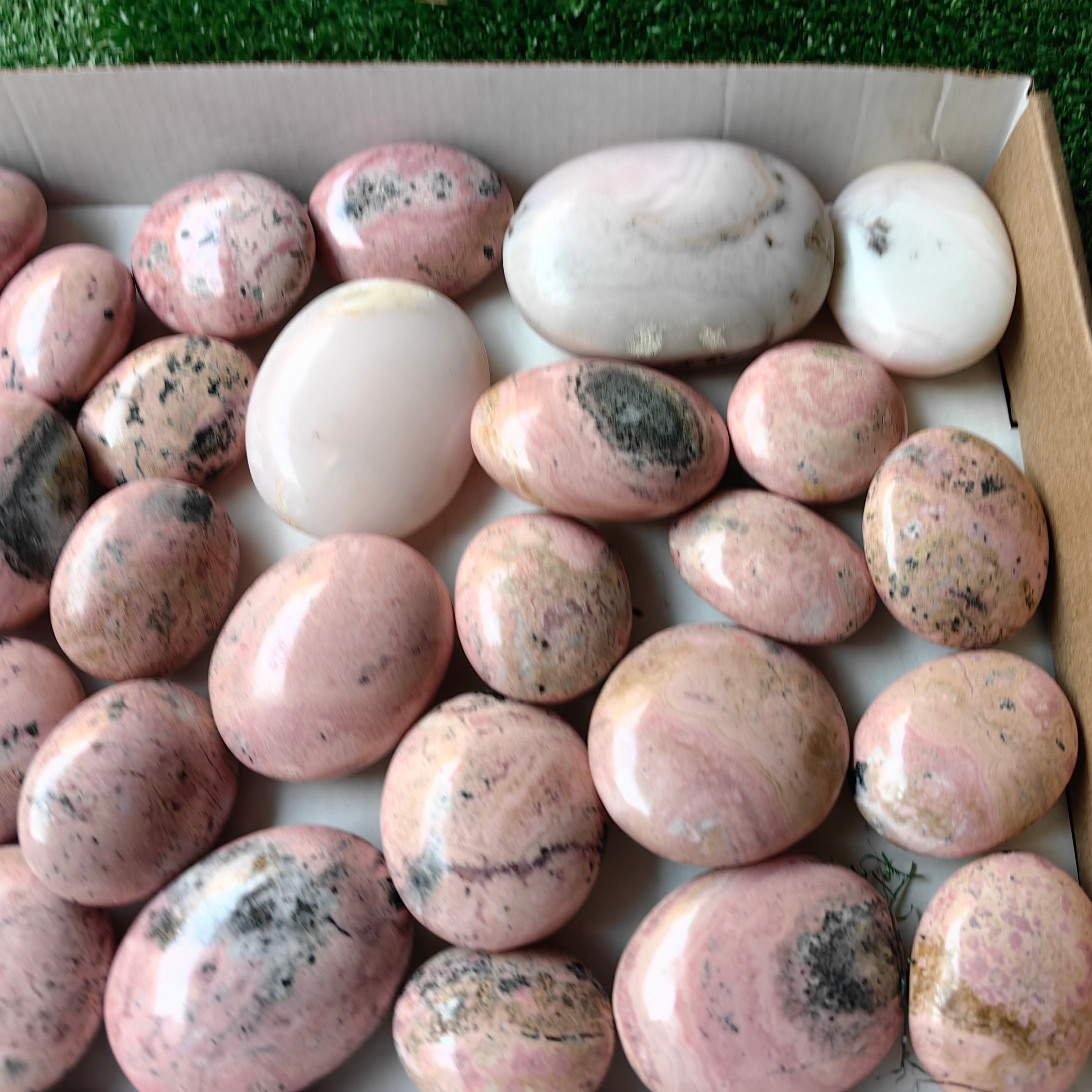 Lot 30 pc pink opal & rhodonite palms