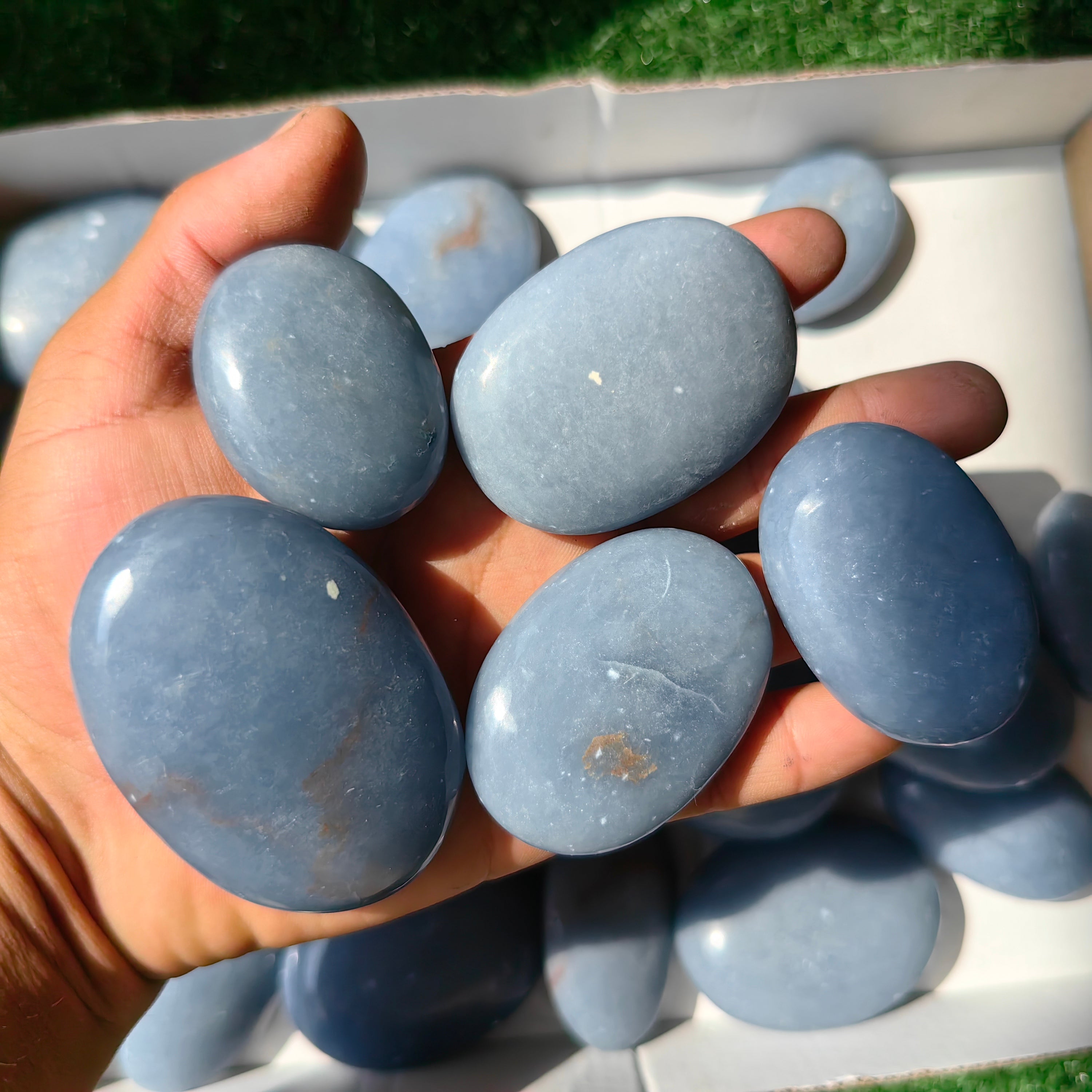 30 pc blue angelite palms