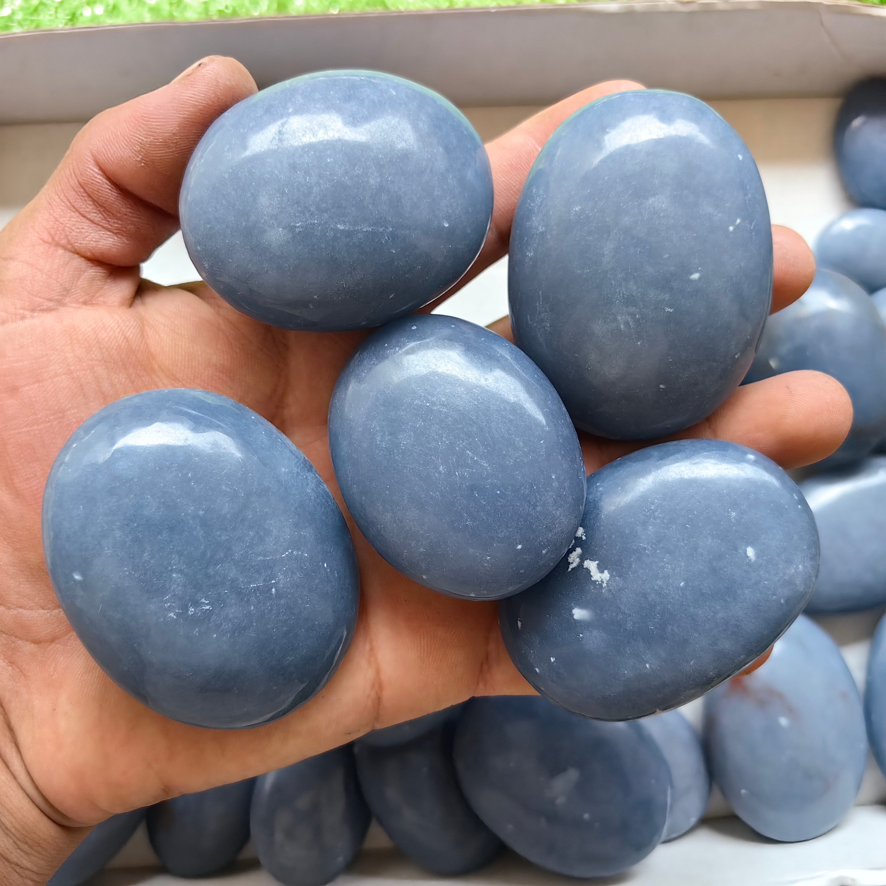 30 pc blue angelite palms