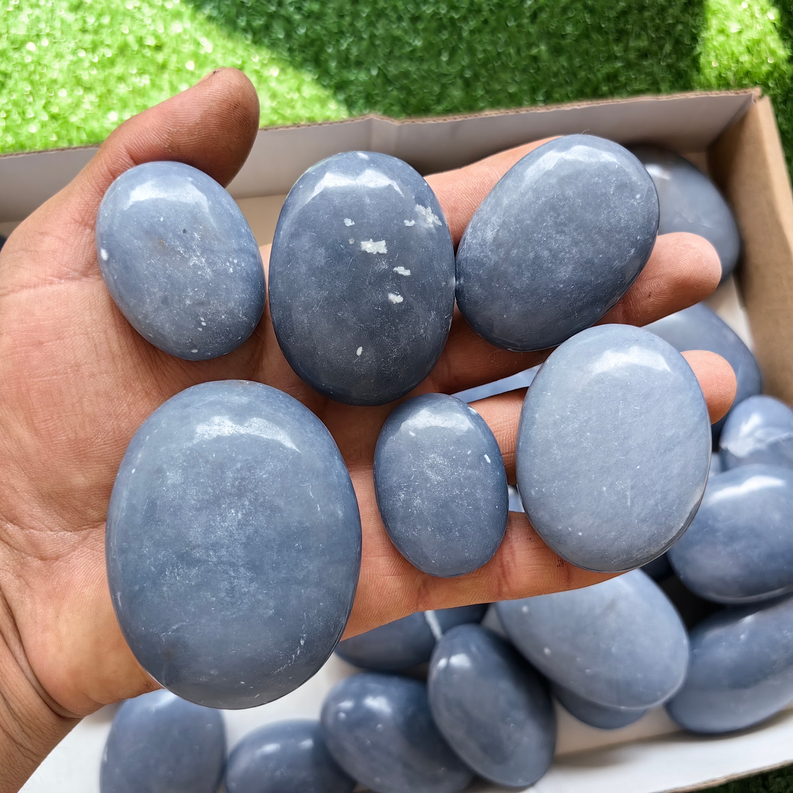 29 pc blue angelite palms