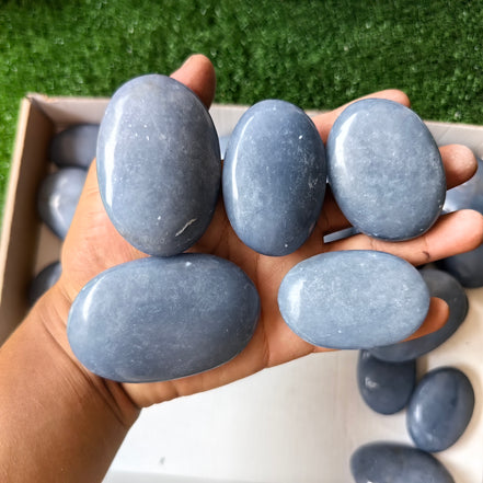 28 pc blue angelite palms