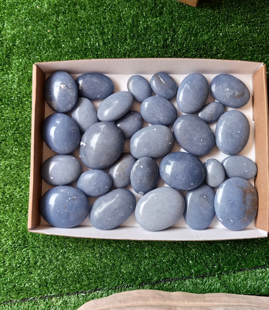 28 pc blue angelite palms