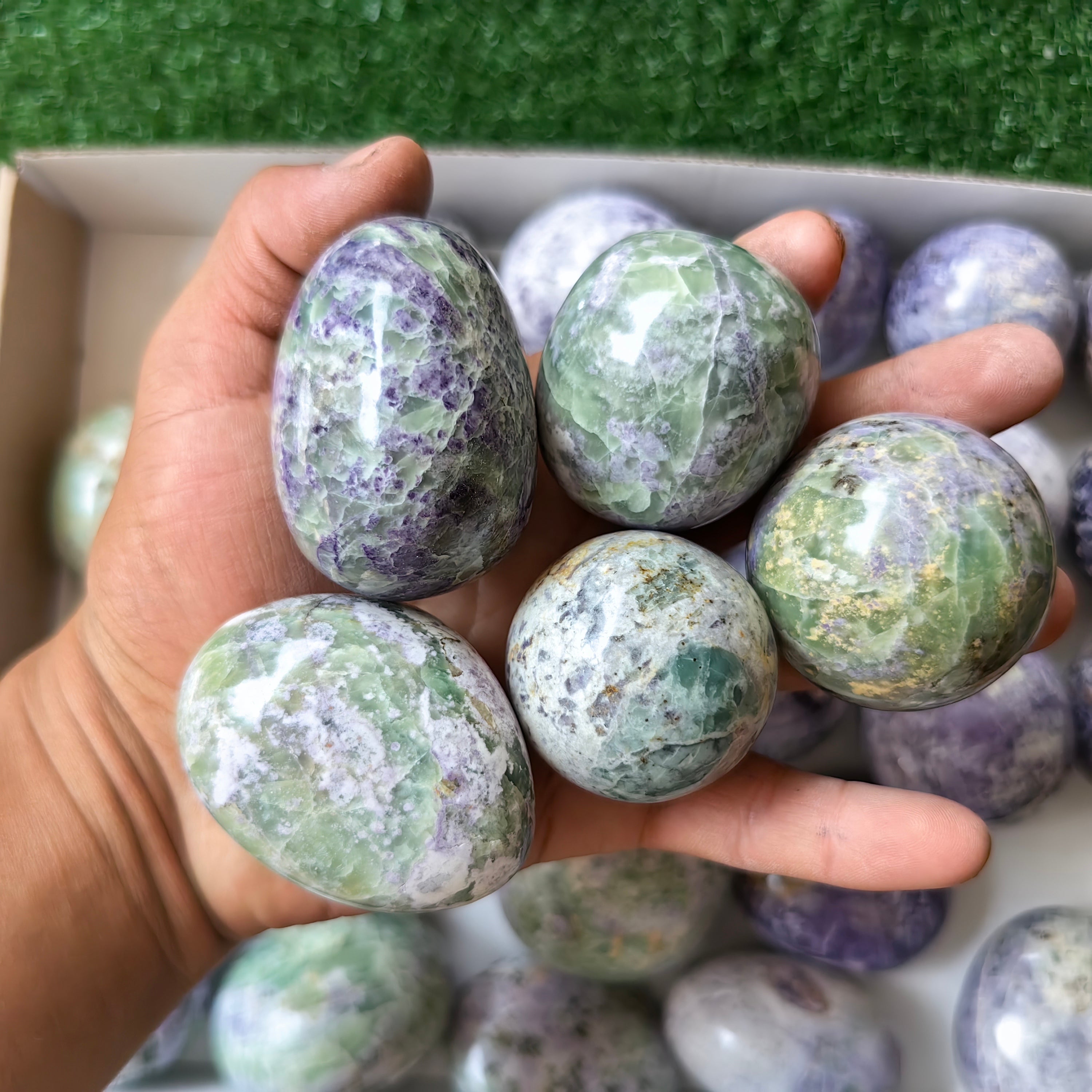 28 pc bolivianite free forms