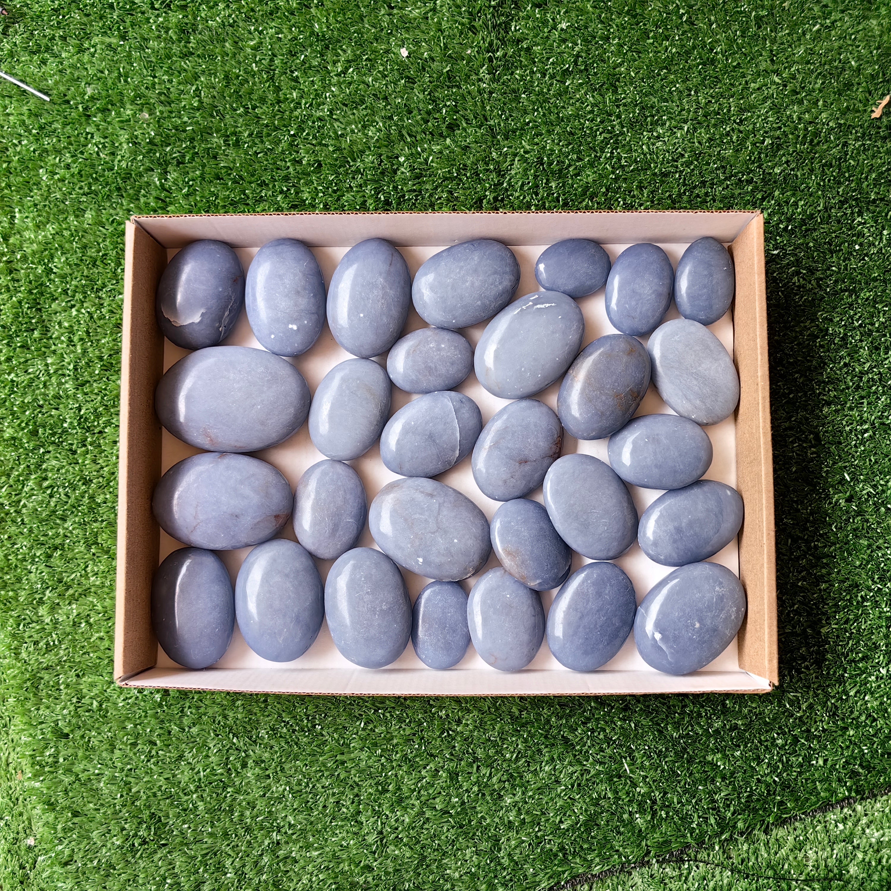 29 pc blue angelite palms