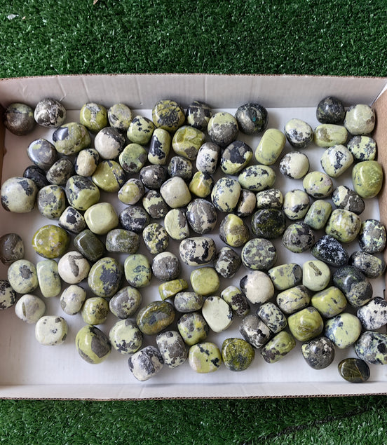 2 kg tumbled green serpentine