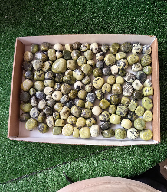 2 kg tumbled green serpentine
