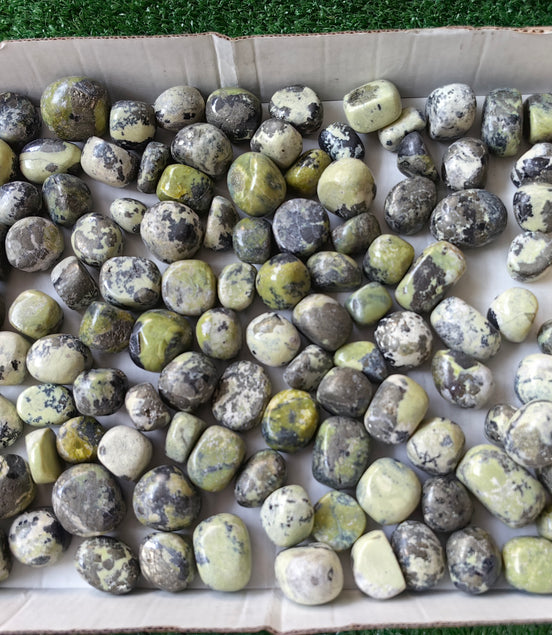 2 kg tumbled green serpentine