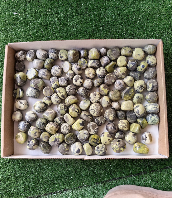 2 kg tumbled green serpentine