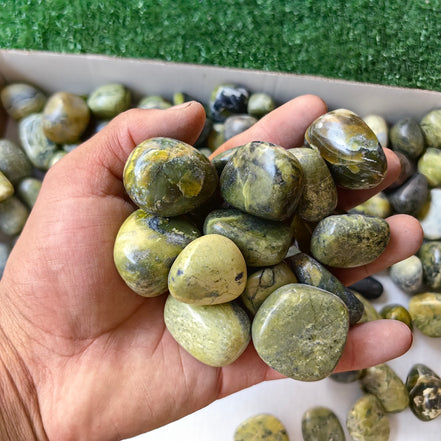2 kg tumbled green serpentine