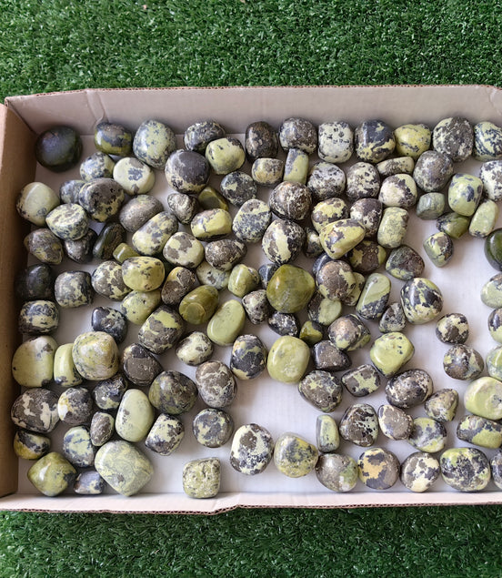 2 kg tumbled green serpentine