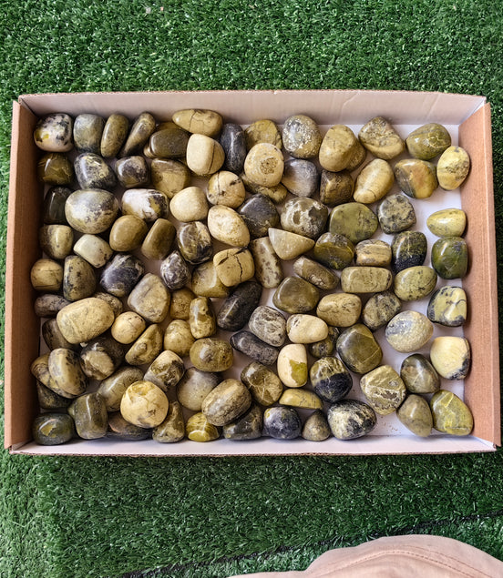 2 kg tumbled green serpentine
