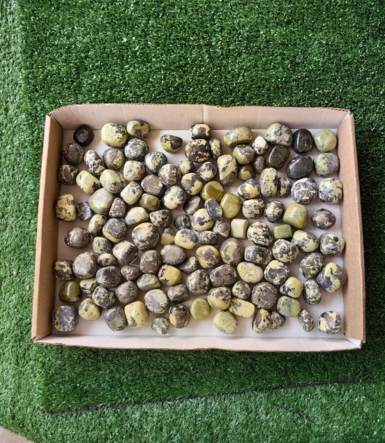 2 kg tumbled green serpentine