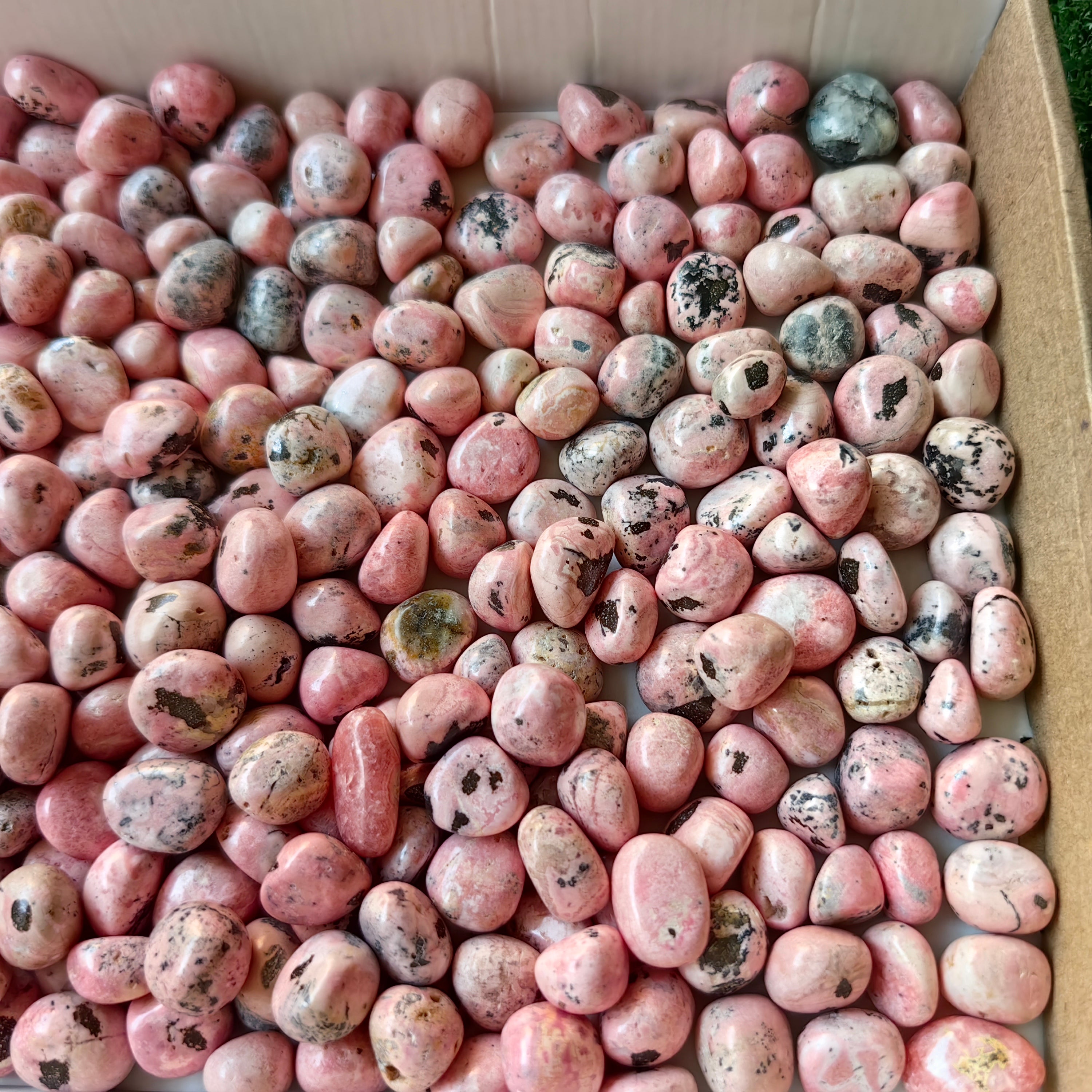 2 kg tumbled pink rhodonite