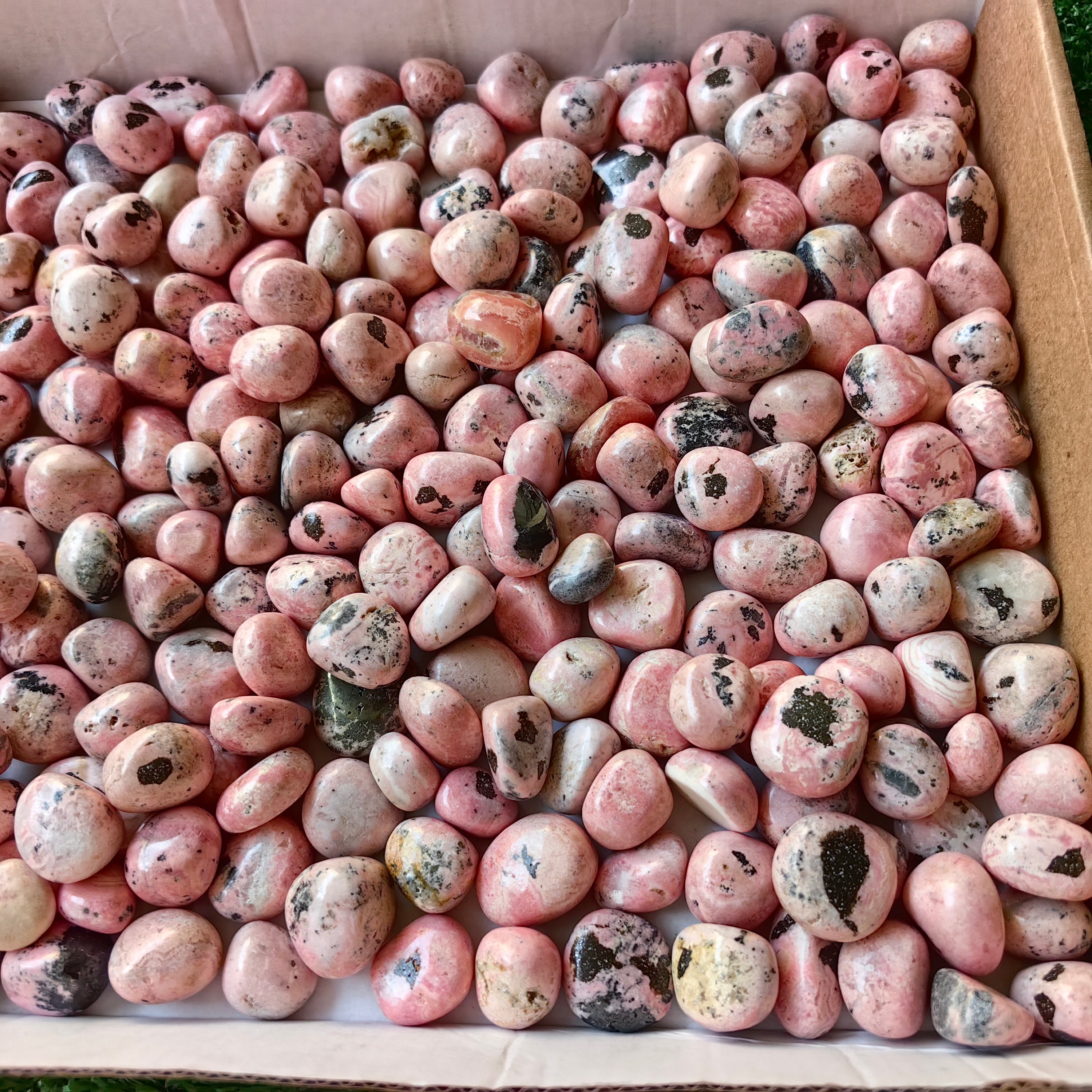 2 kg tumbled pink rhodonite
