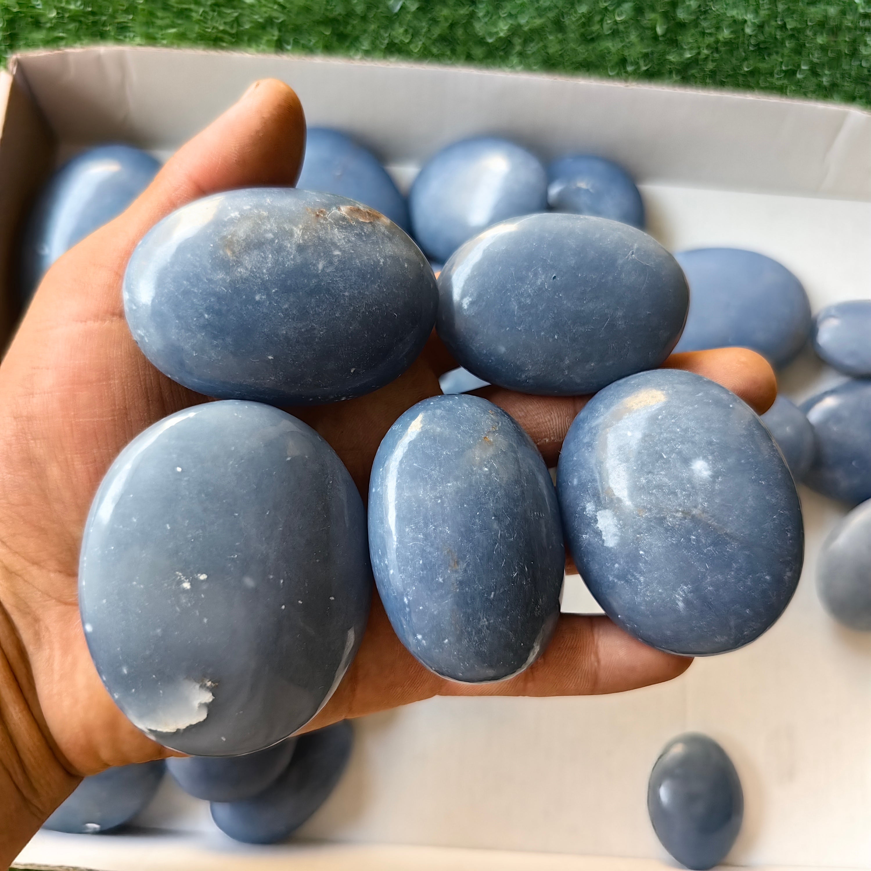 29 pc blue angelite palms