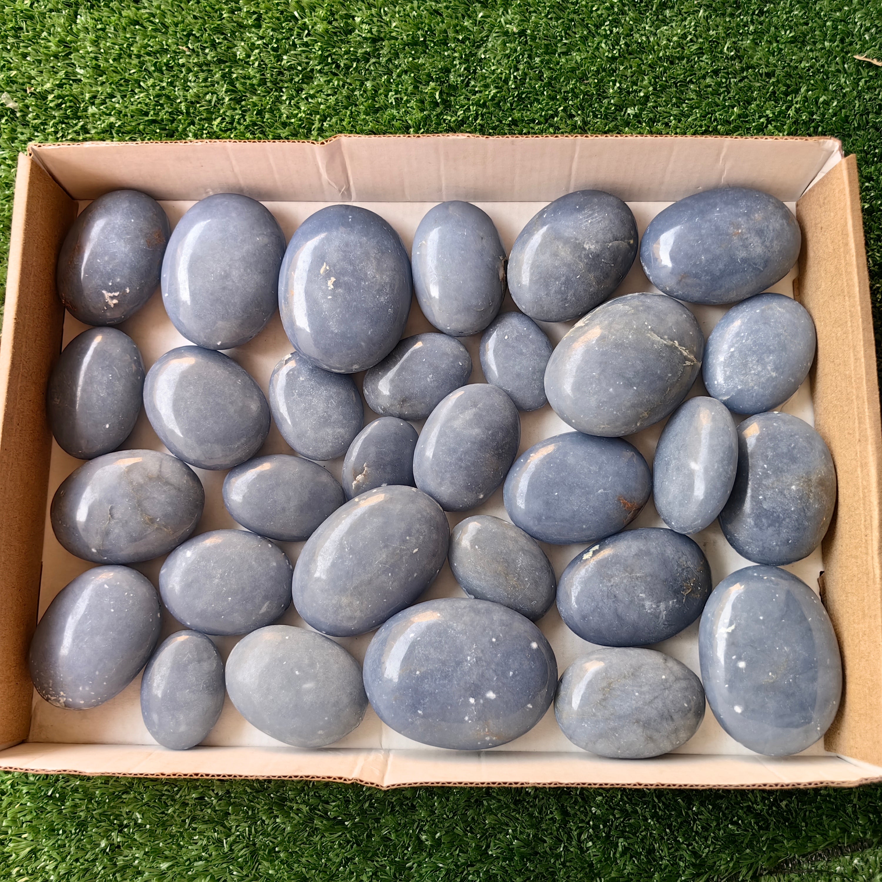 29 pc blue angelite palms