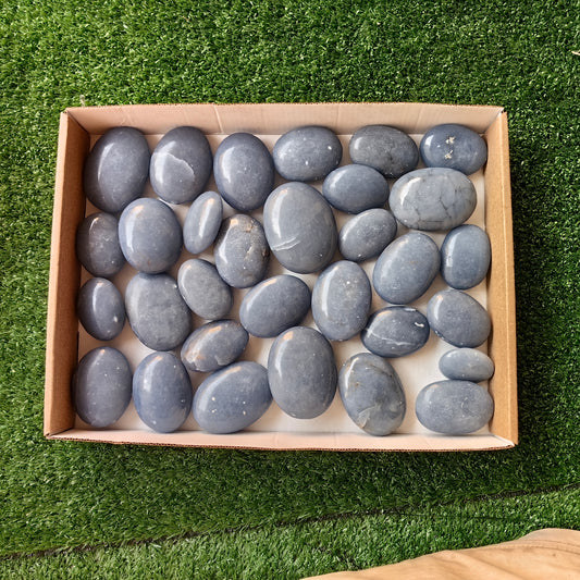 31 pc blue angelite palms