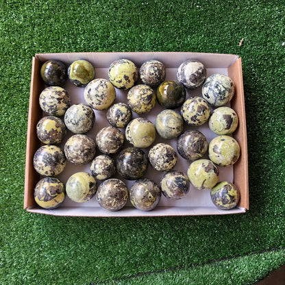 32 pc green serpentine with pyrite spheres