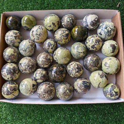 32 pc green serpentine with pyrite spheres