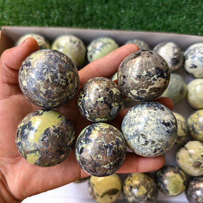 32 pc green serpentine with pyrite spheres