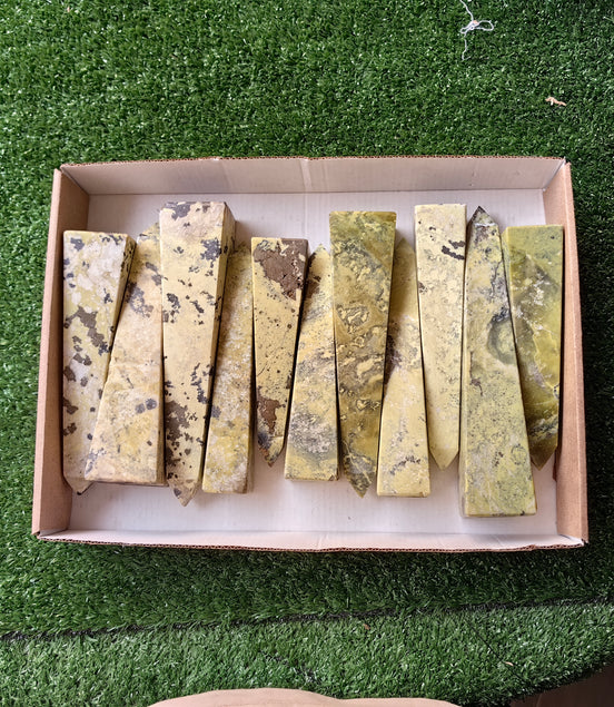 11 pc big green serpentine towers