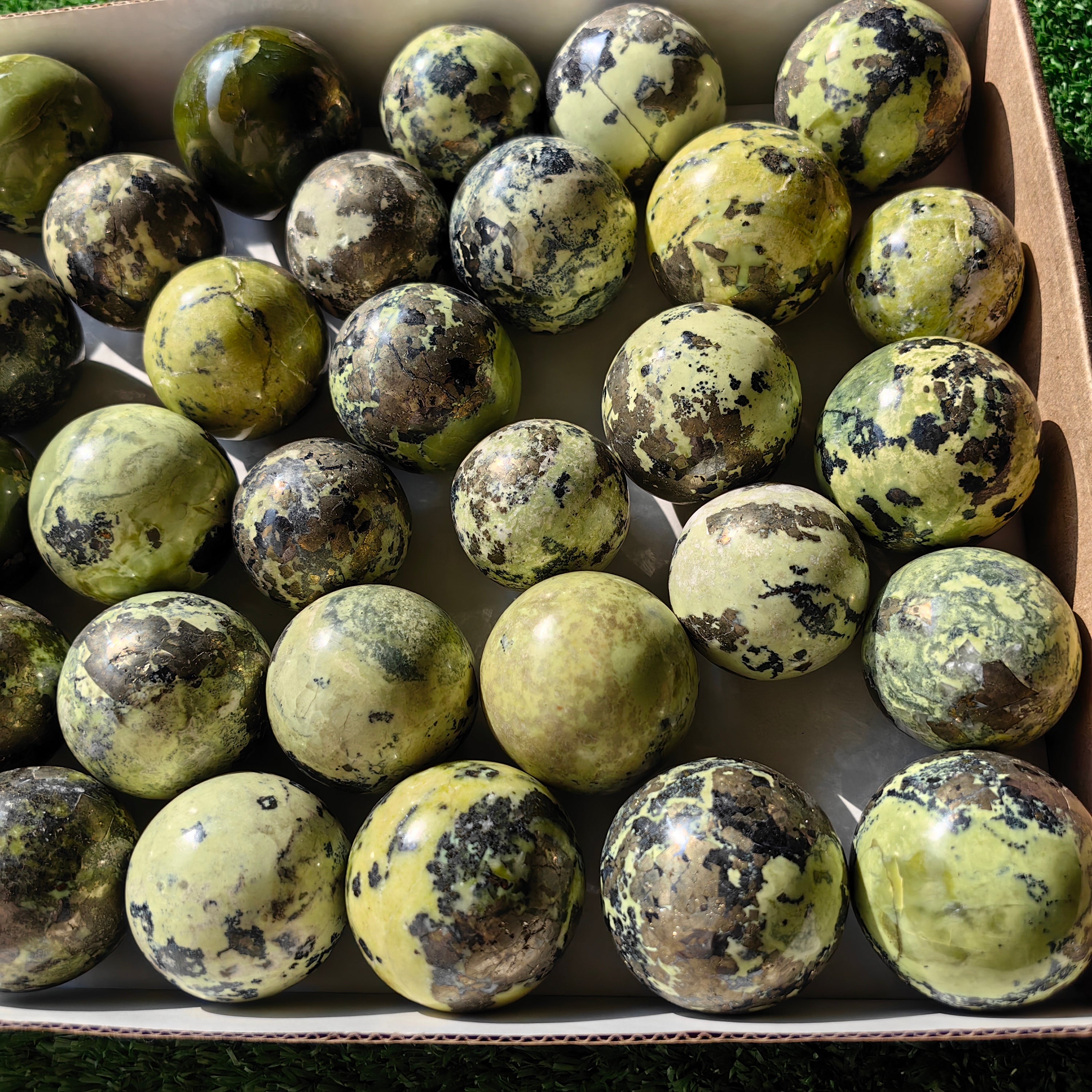 35 pc green serpentine with pyrite spheres