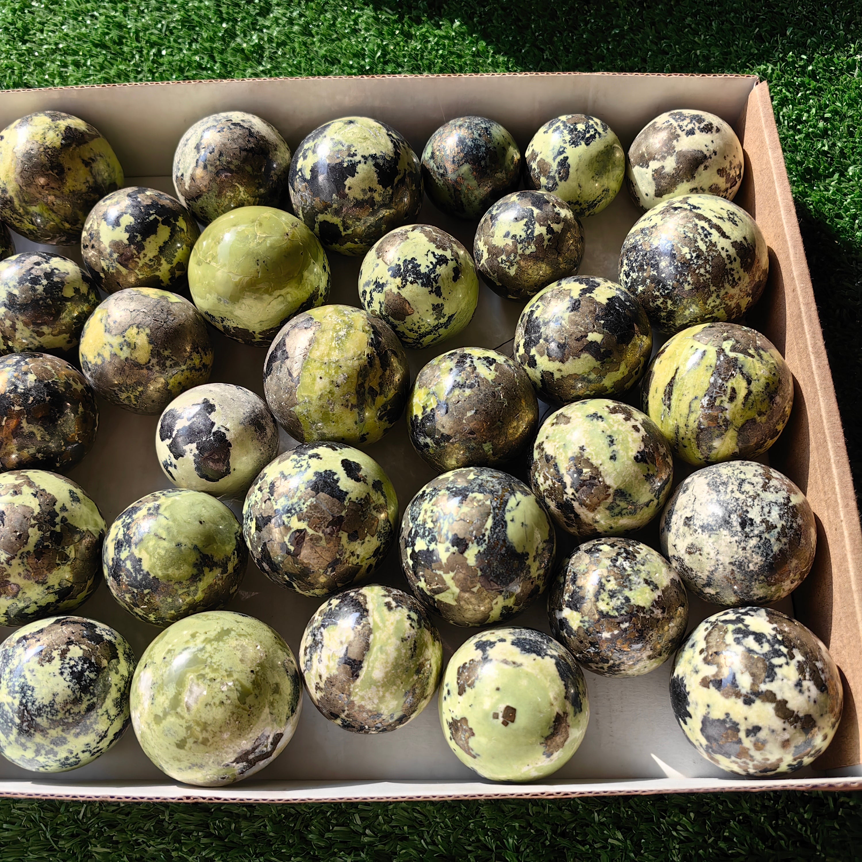 35 pc green serpentine with pyrite spheres