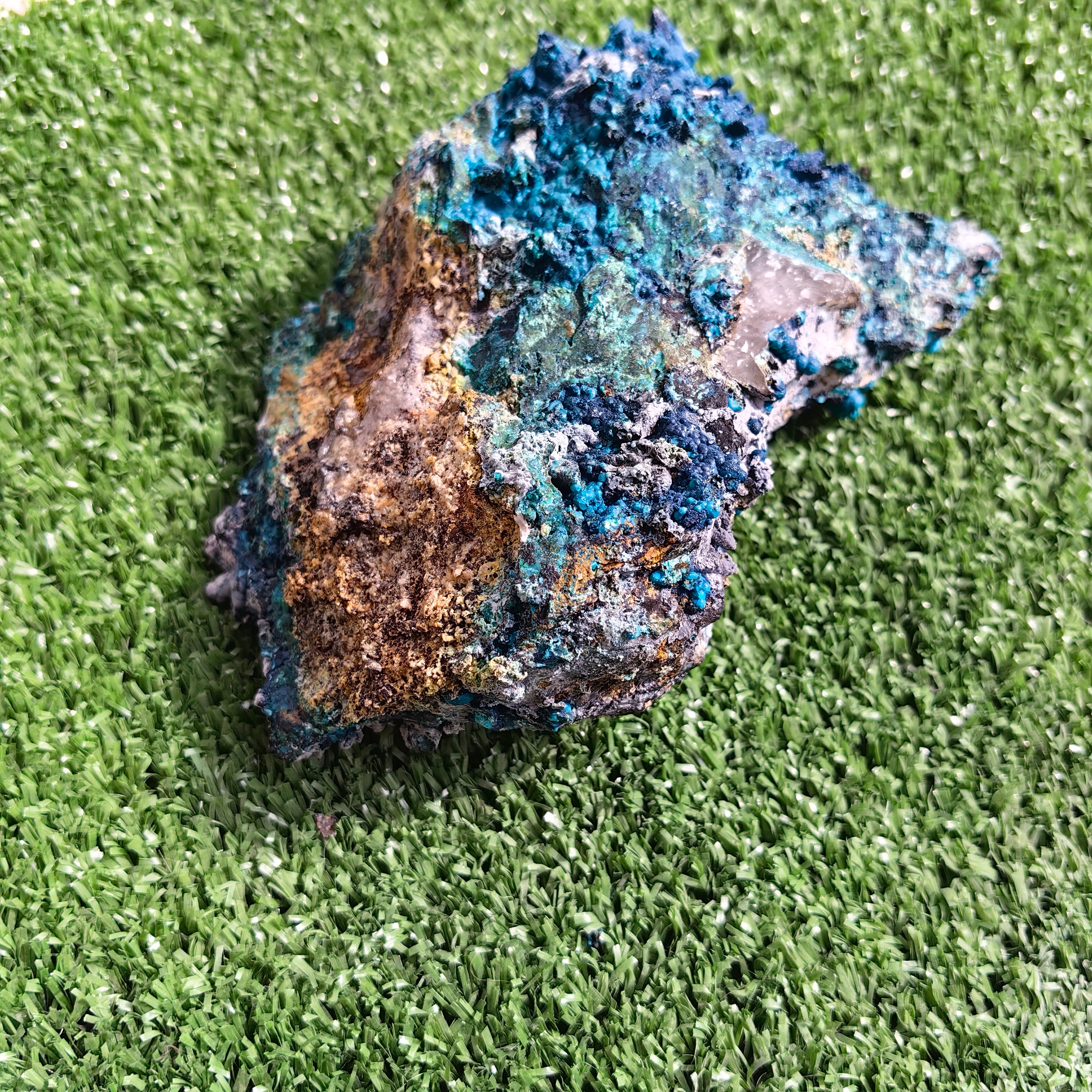 Chrysocolla on Quartz from mine tentadora