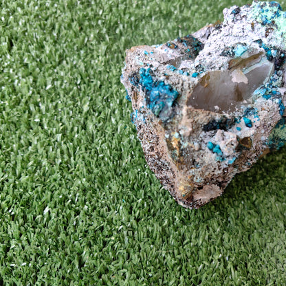 Chrysocolla on Quartz from mine tentadora