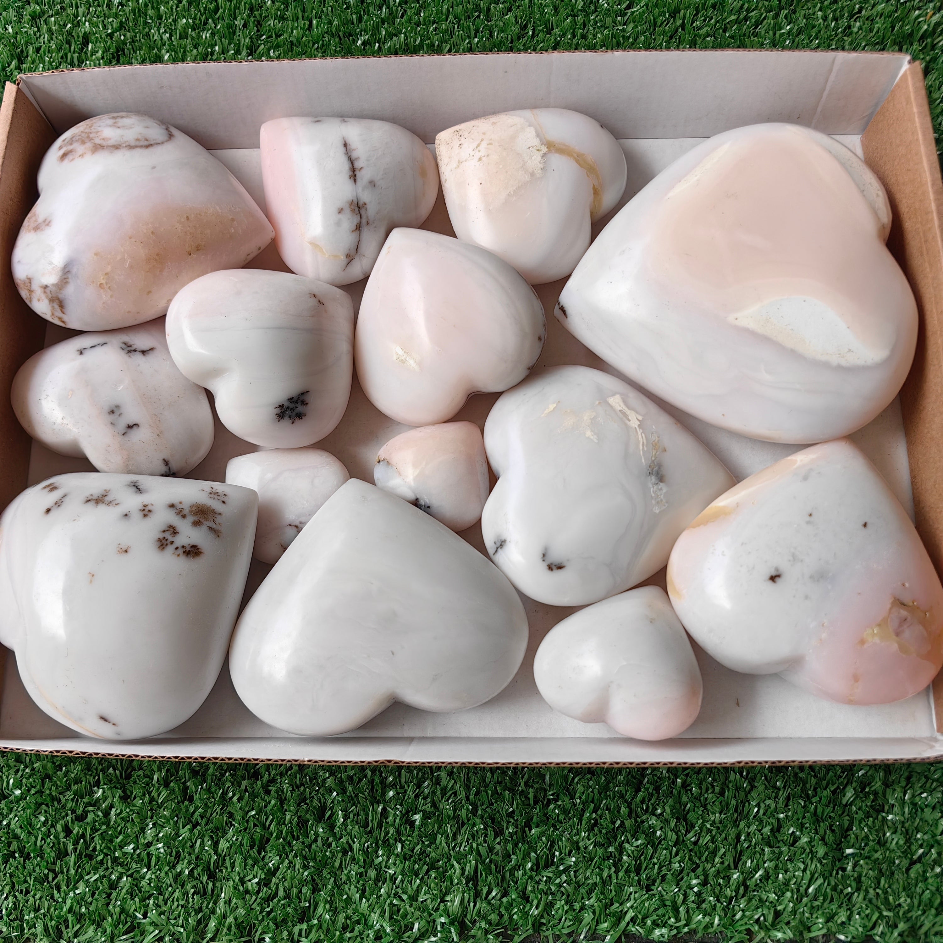 14 pc peruvian pink opal hearts