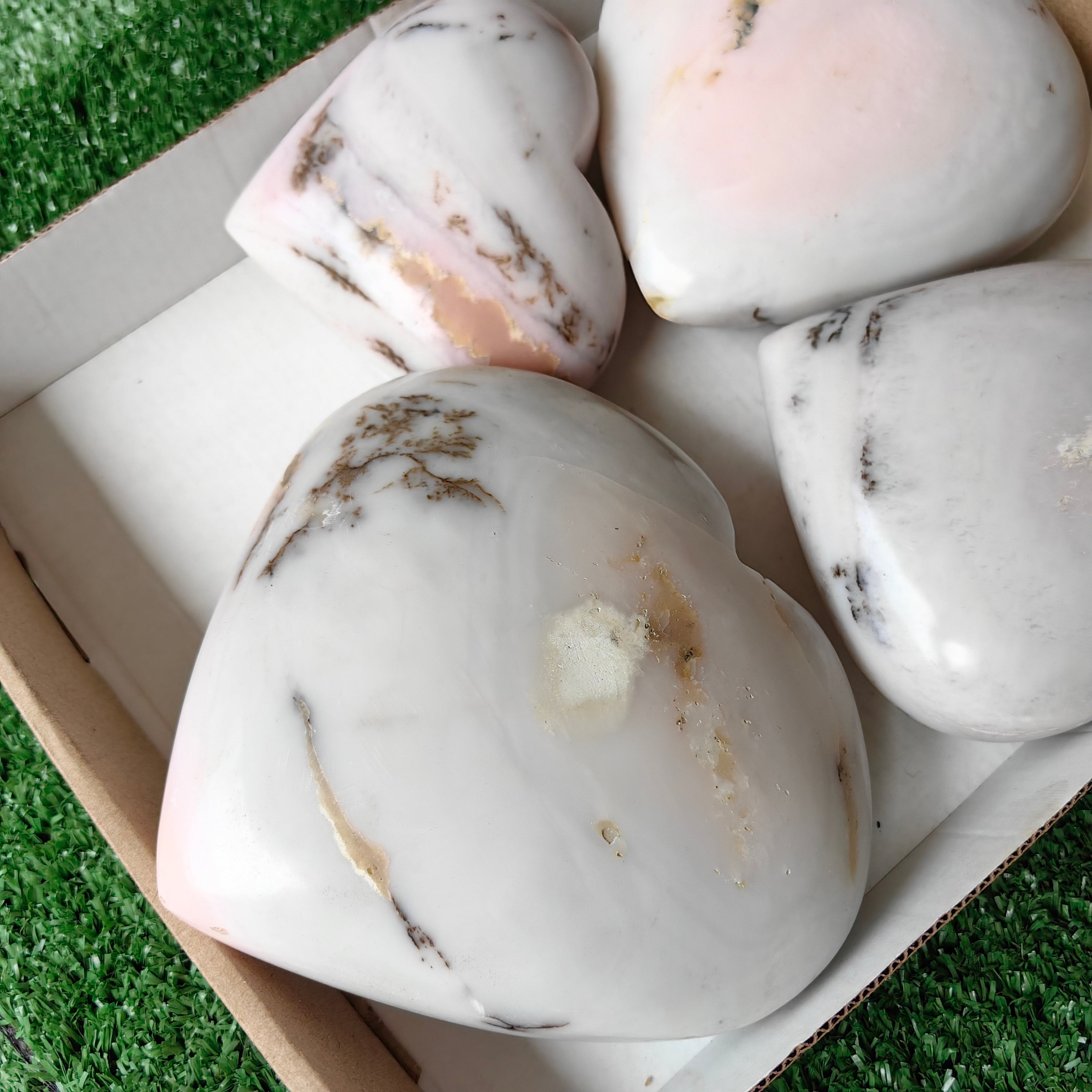4 pc peruvian pink opal hearts