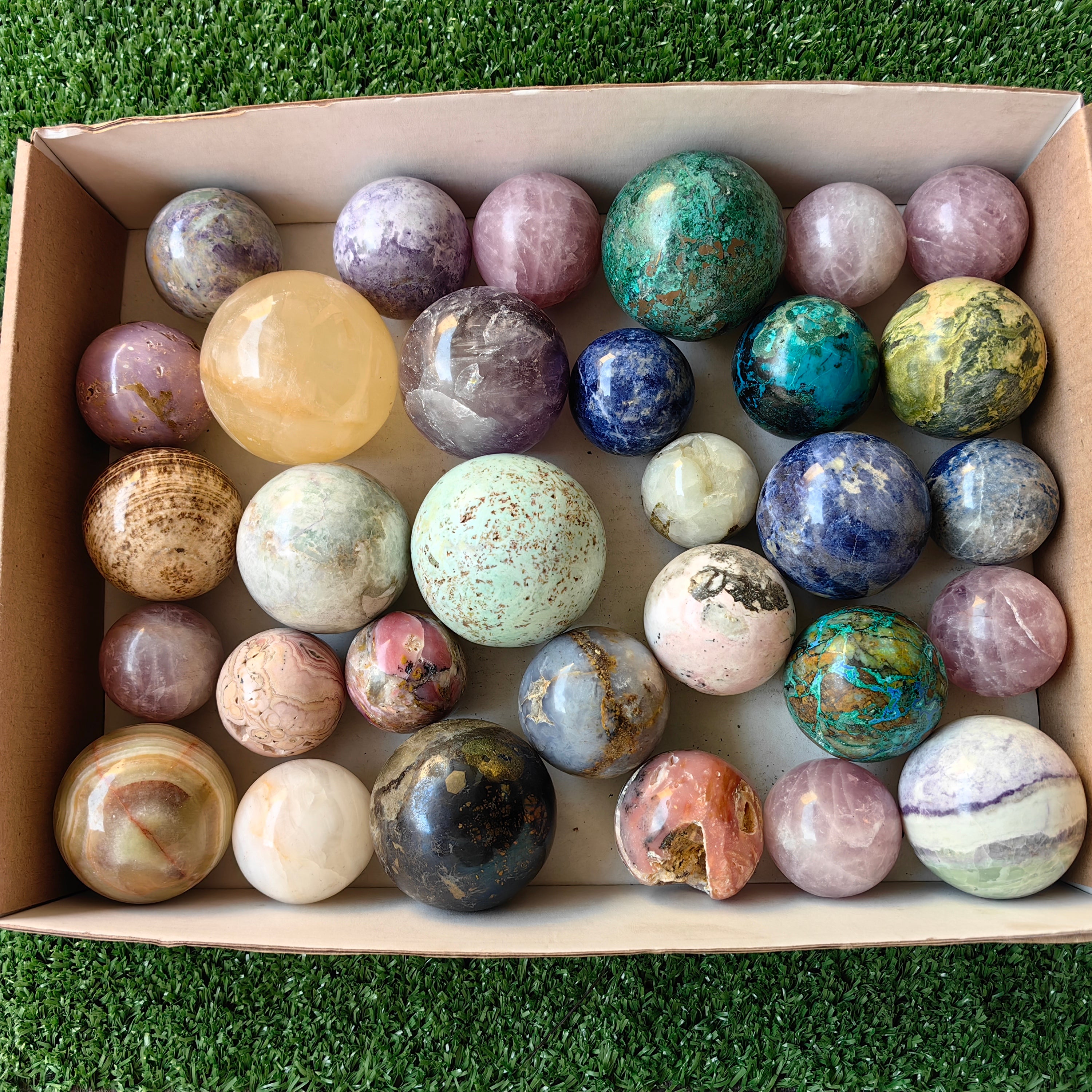31 pc carving spheres in mixted stones