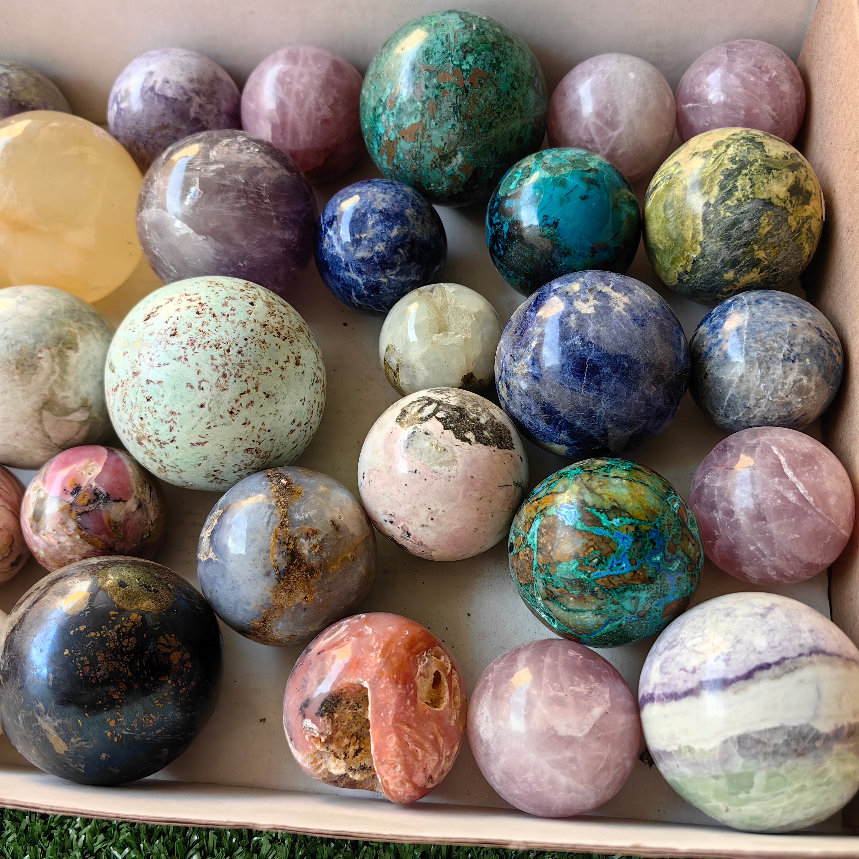 31 pc carving spheres in mixted stones