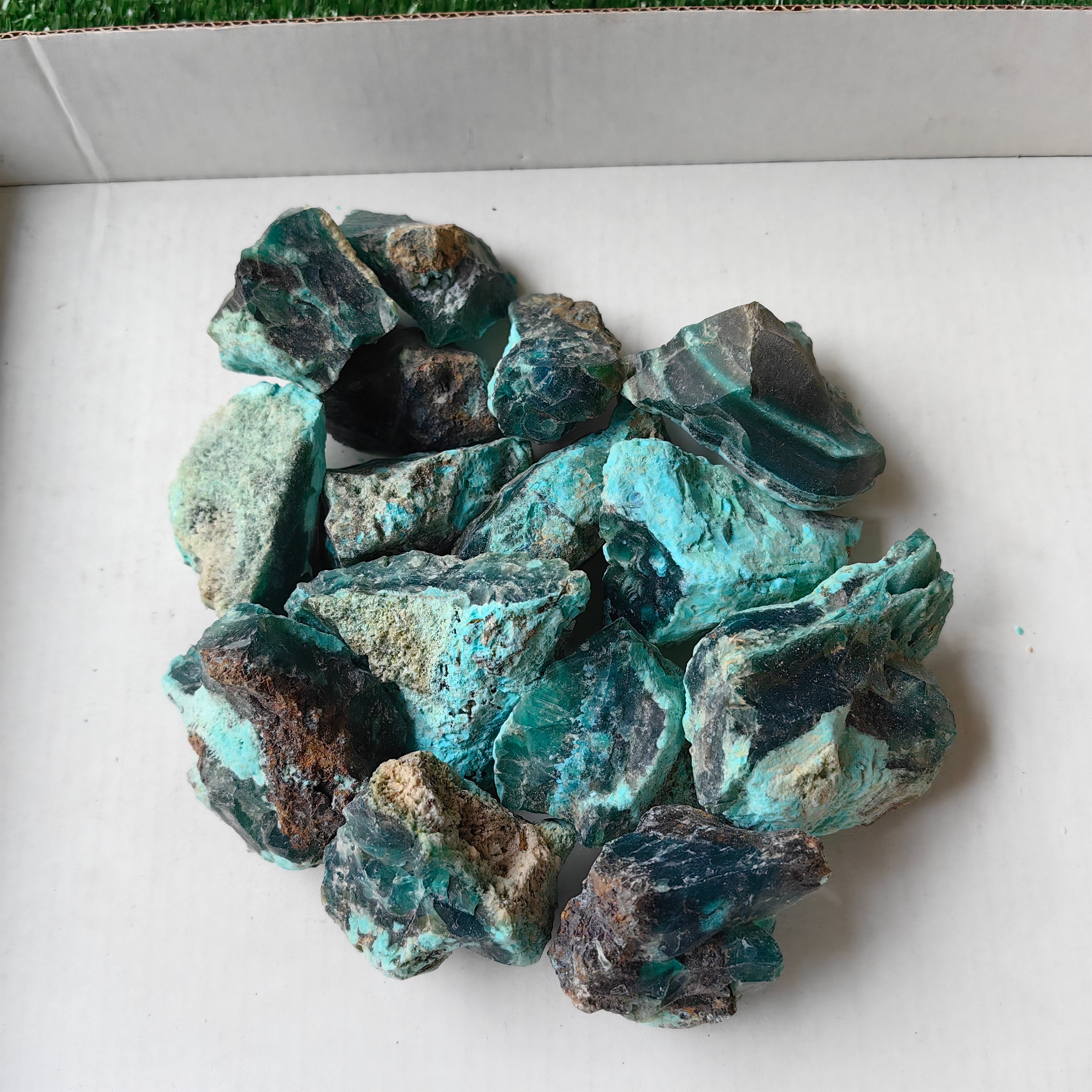 500 grams High grade Peruvian gem silica rough