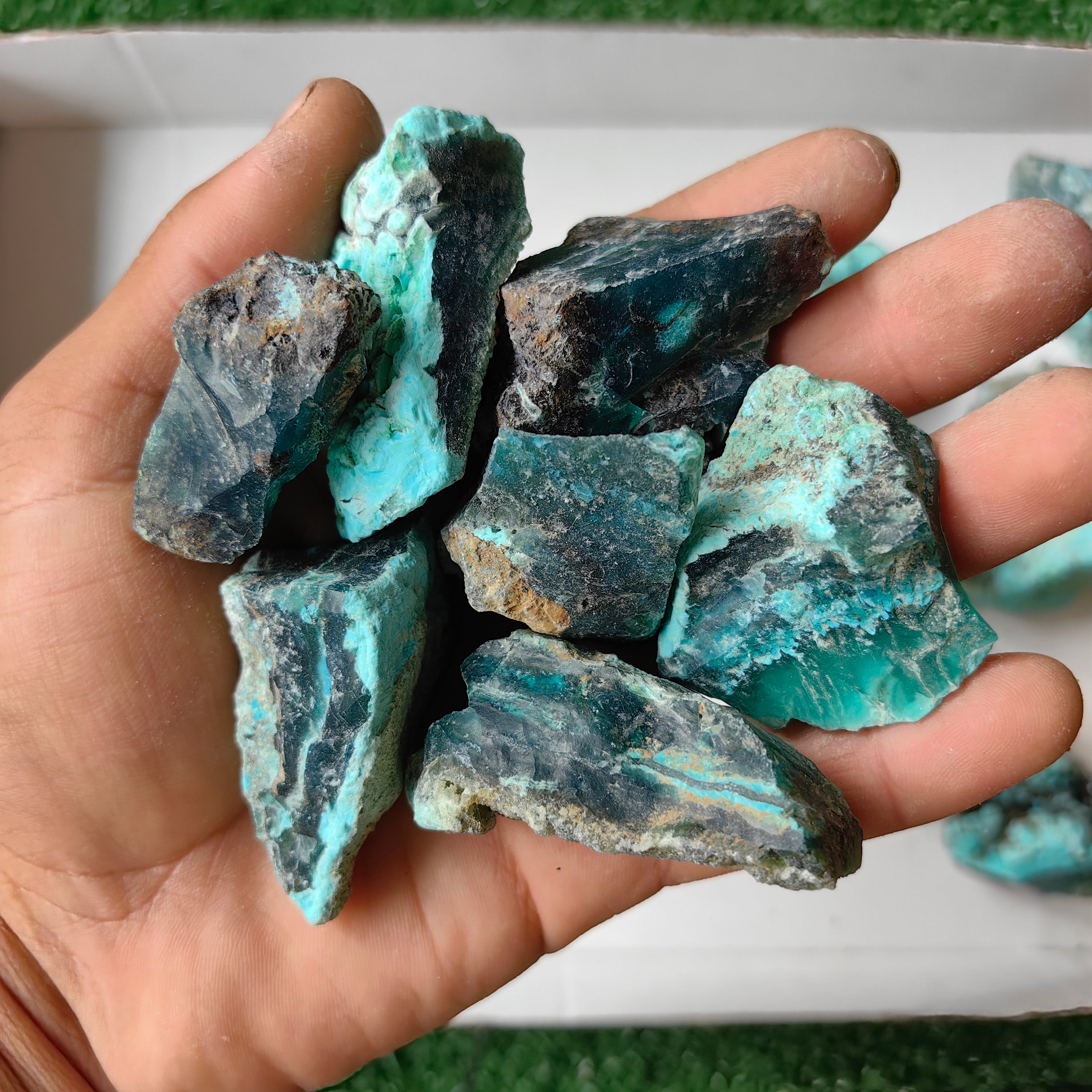 500 grams High grade Peruvian gem silica rough