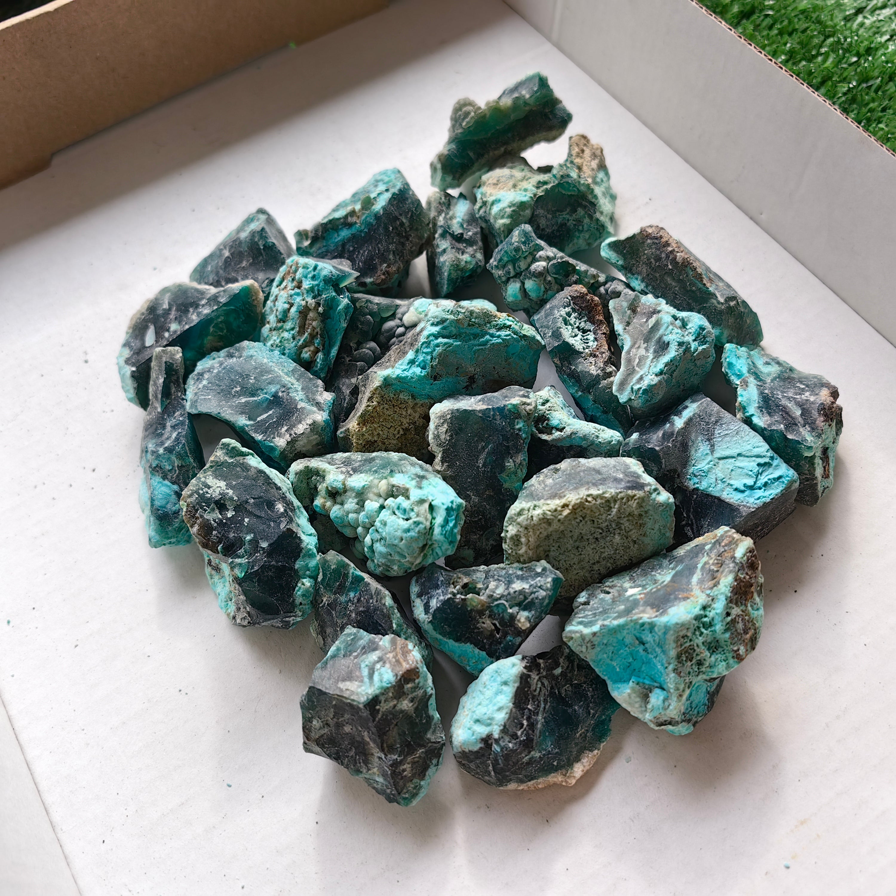 500 grams High grade Peruvian gem silica rough