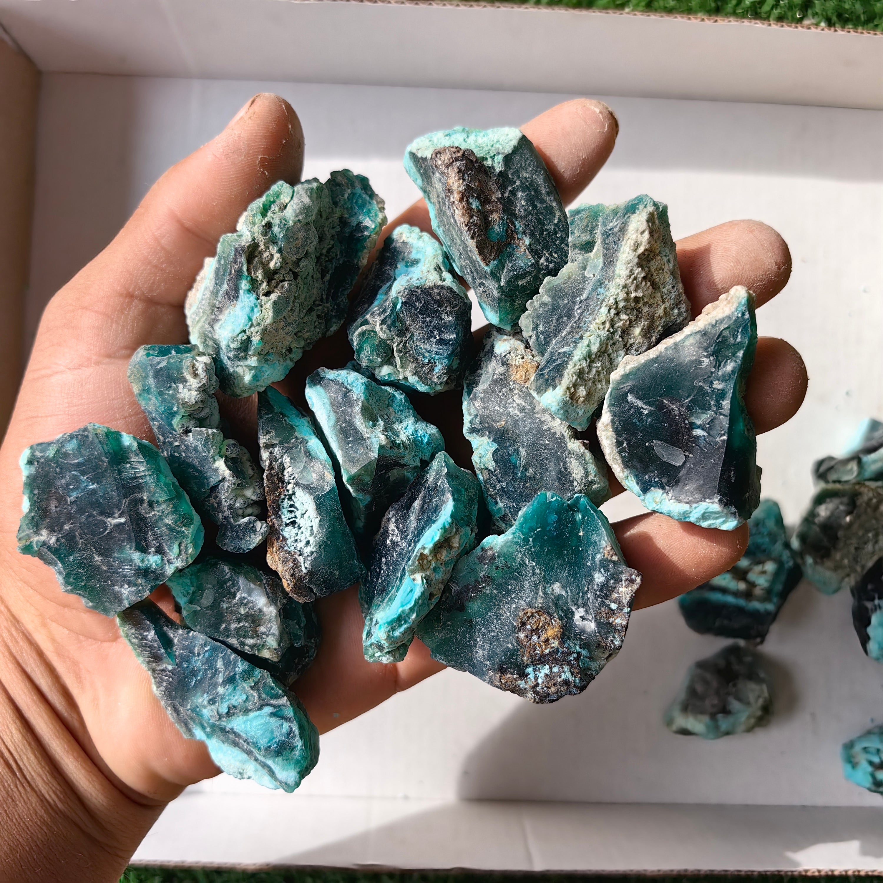 500 grams High grade Peruvian gem silica rough