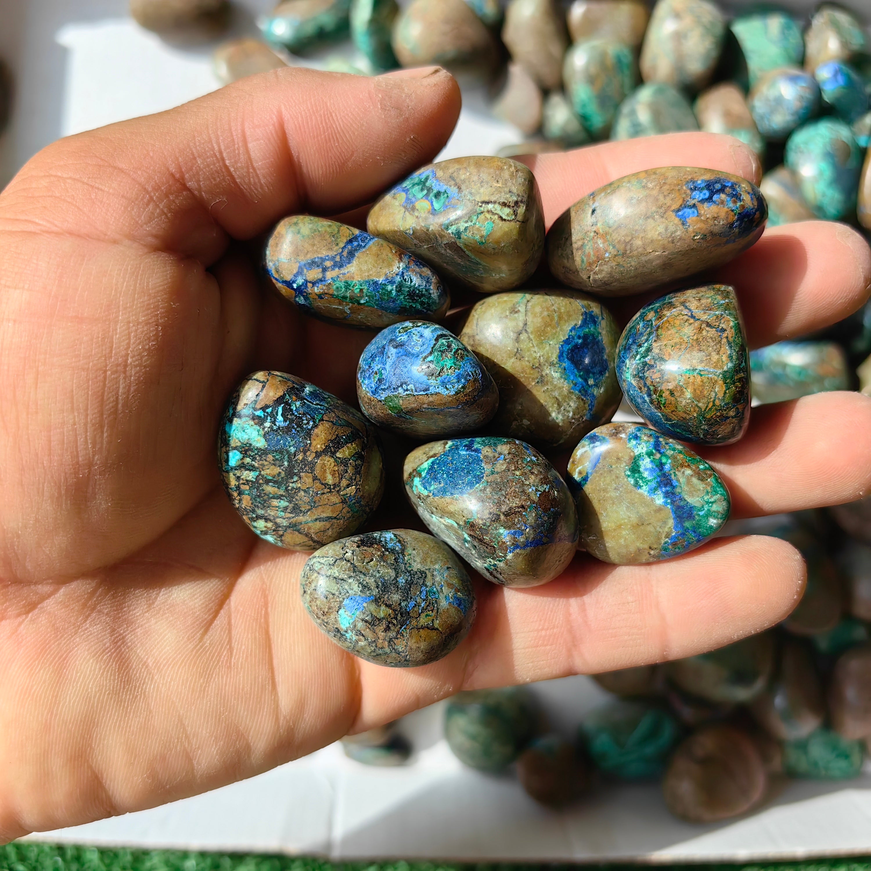 1.5 kg tumbled azurite malachite