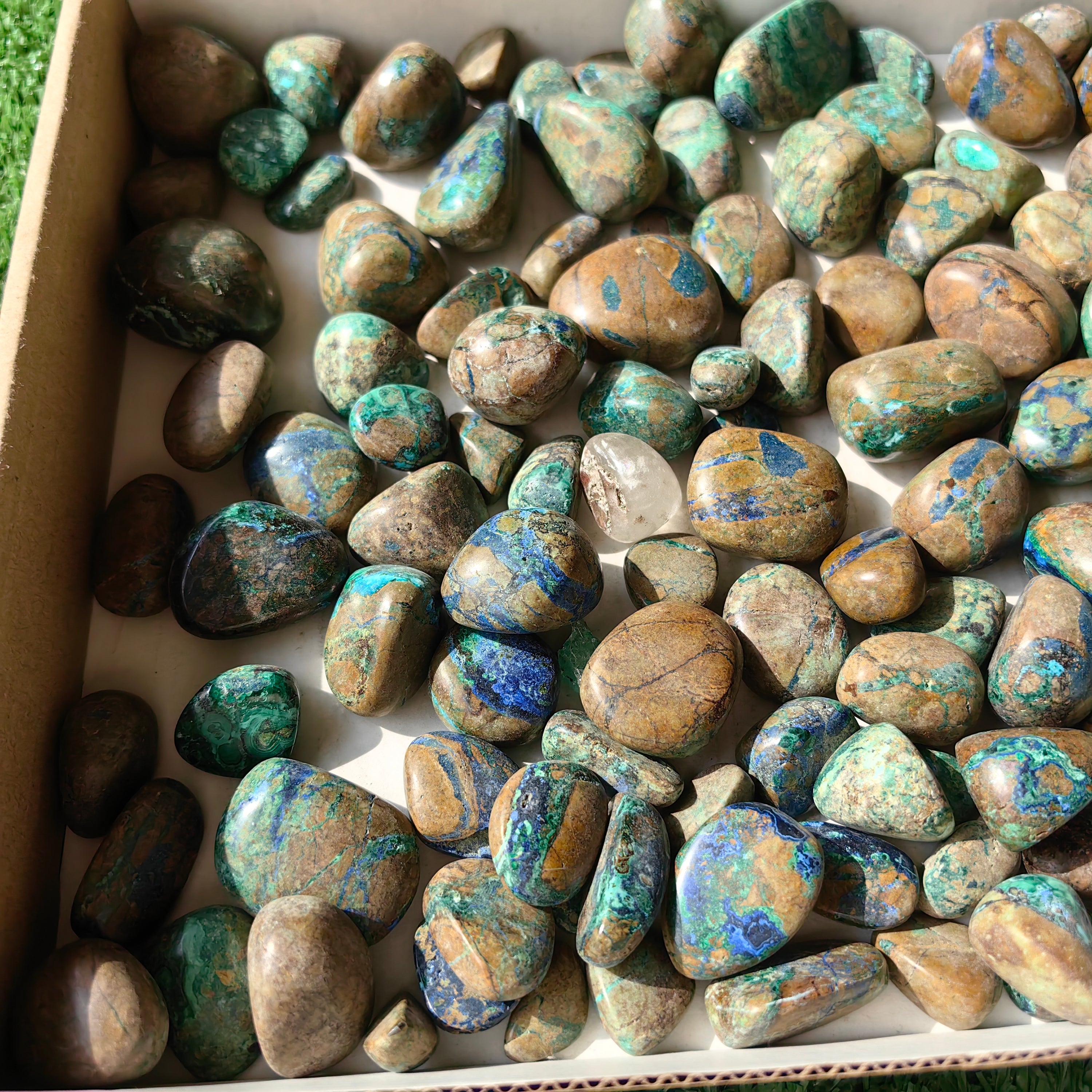 1.5 kg tumbled azurite malachite