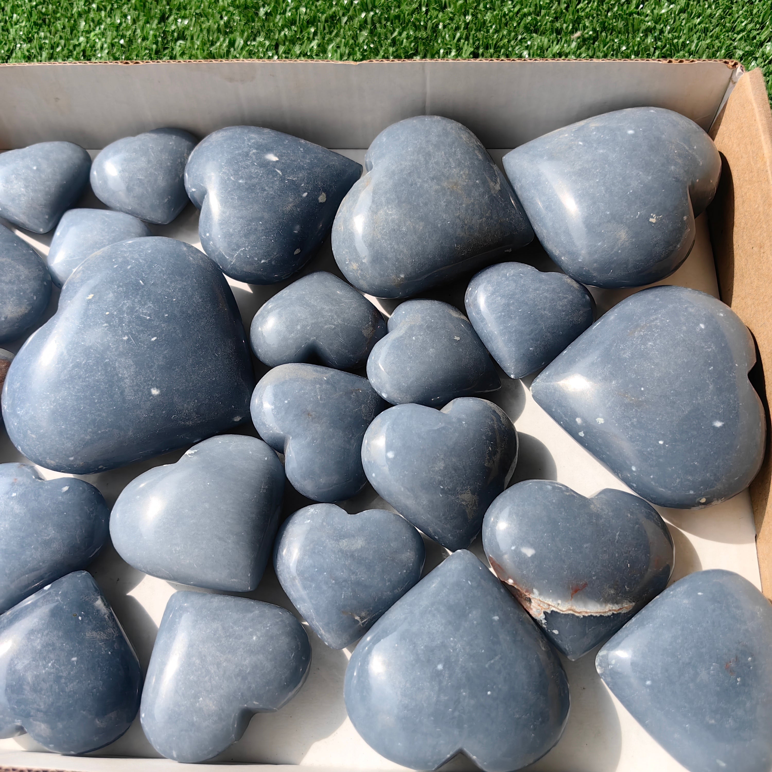 25 pc angelite hearts