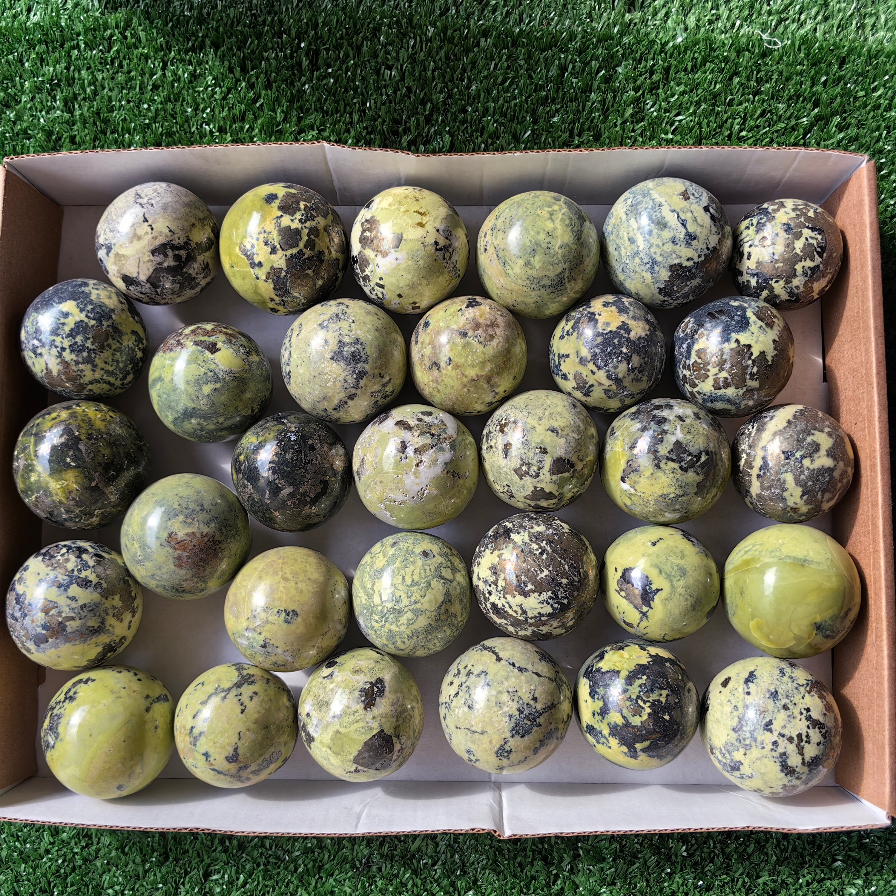 31 pc green serpentine with pyrite spheres